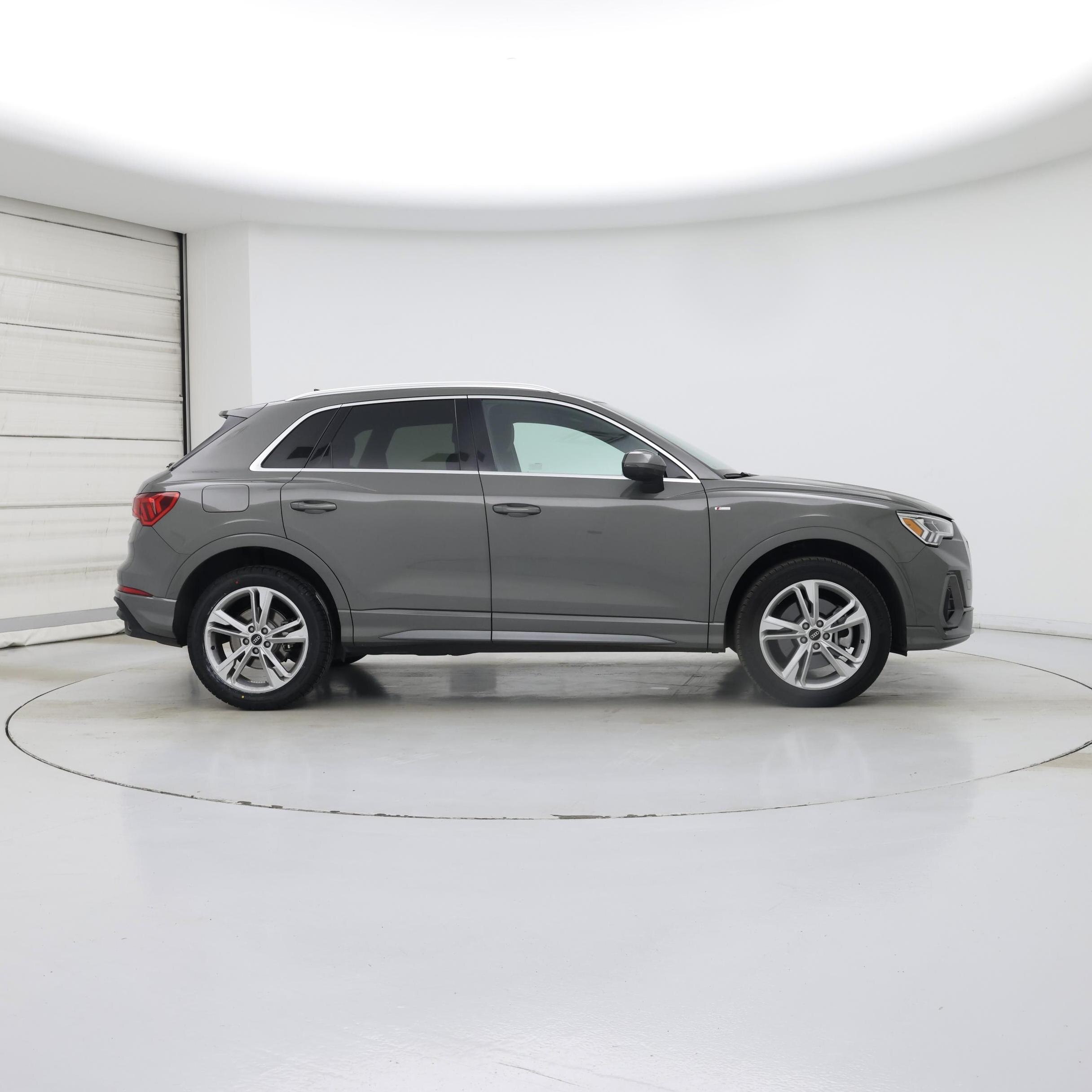 Thumbnail: 2022 Audi Q3 - 7