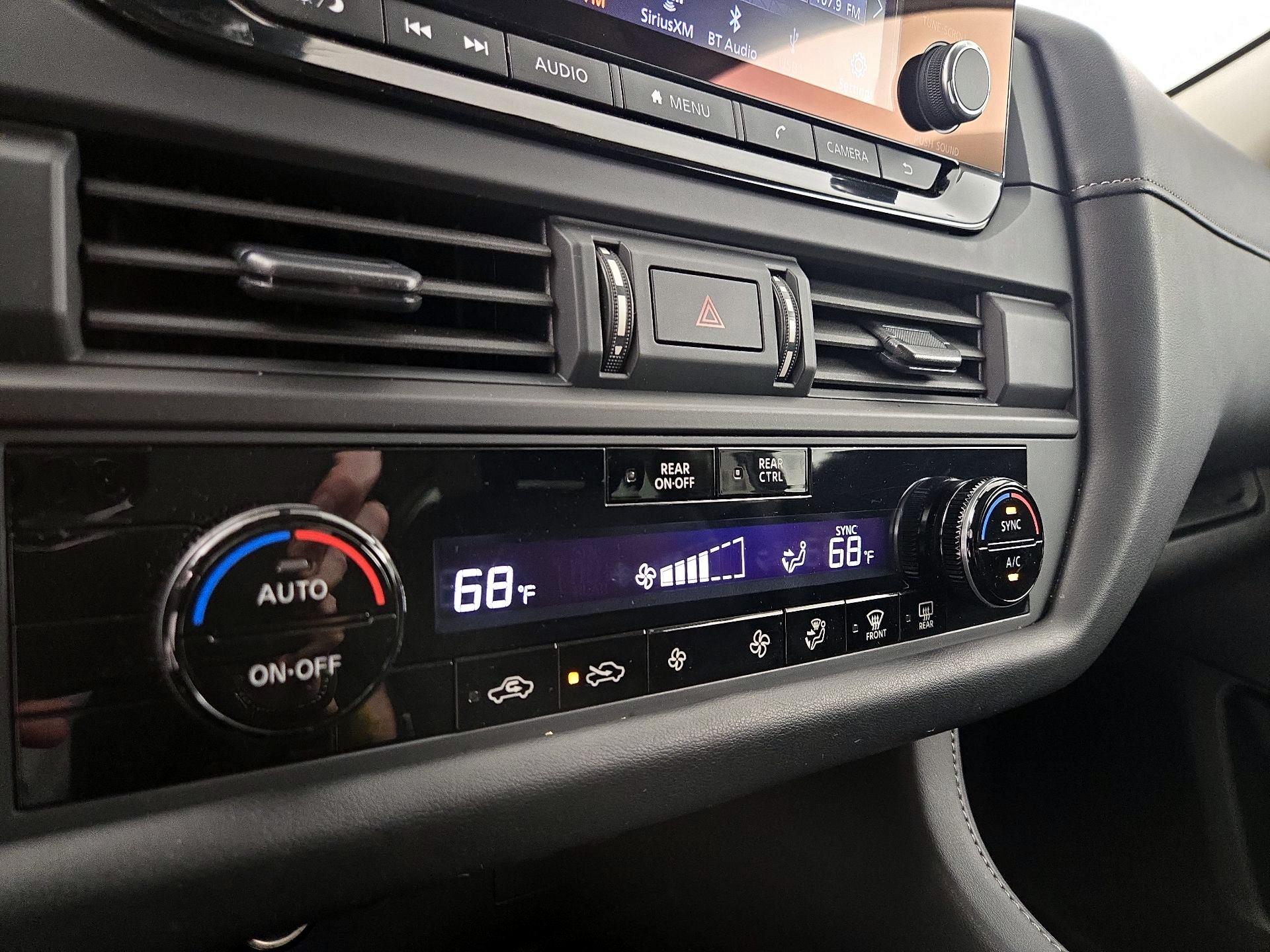 Thumbnail: 2024 Nissan Pathfinder - 16