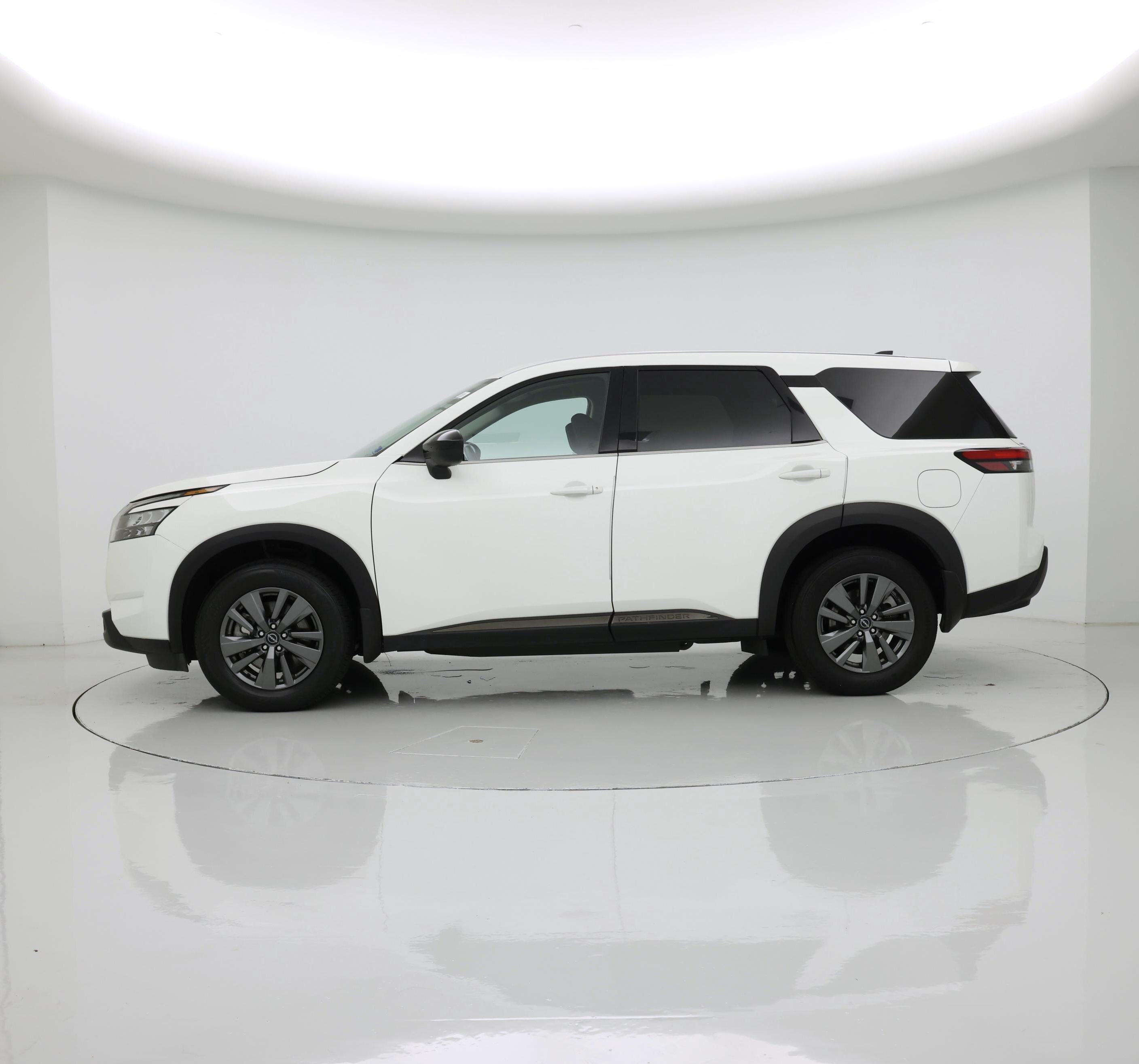 Thumbnail: 2024 Nissan Pathfinder - 3