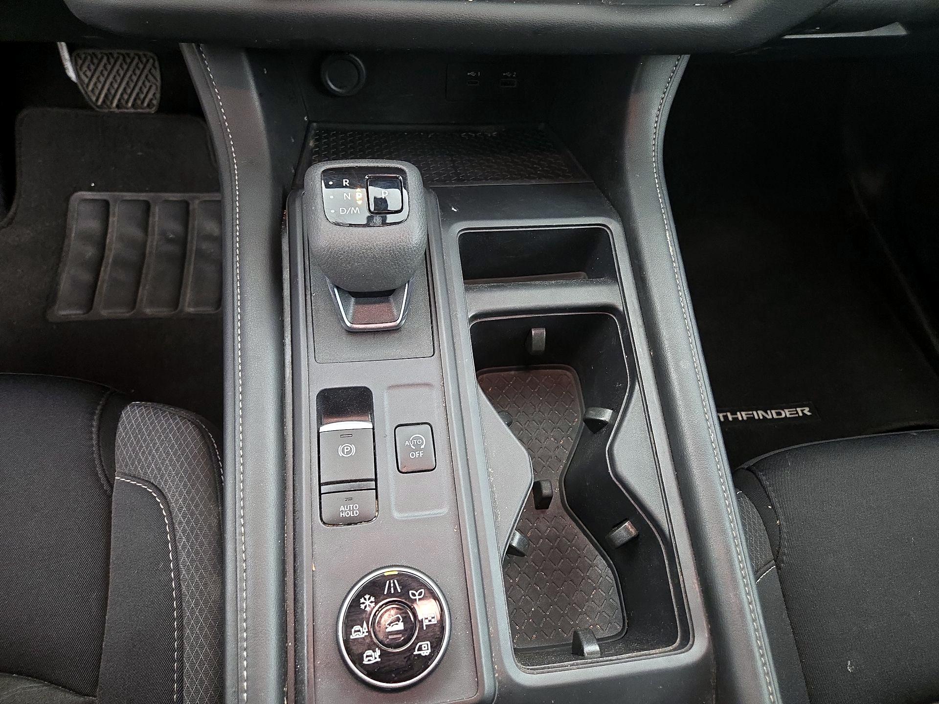 Thumbnail: 2024 Nissan Pathfinder - 17