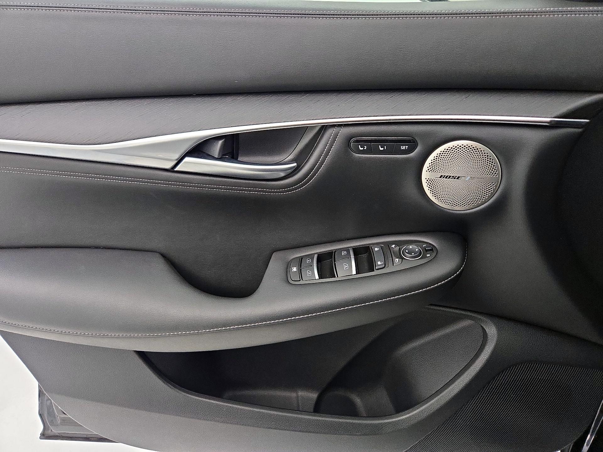 Thumbnail: 2023 INFINITI QX55 - 12