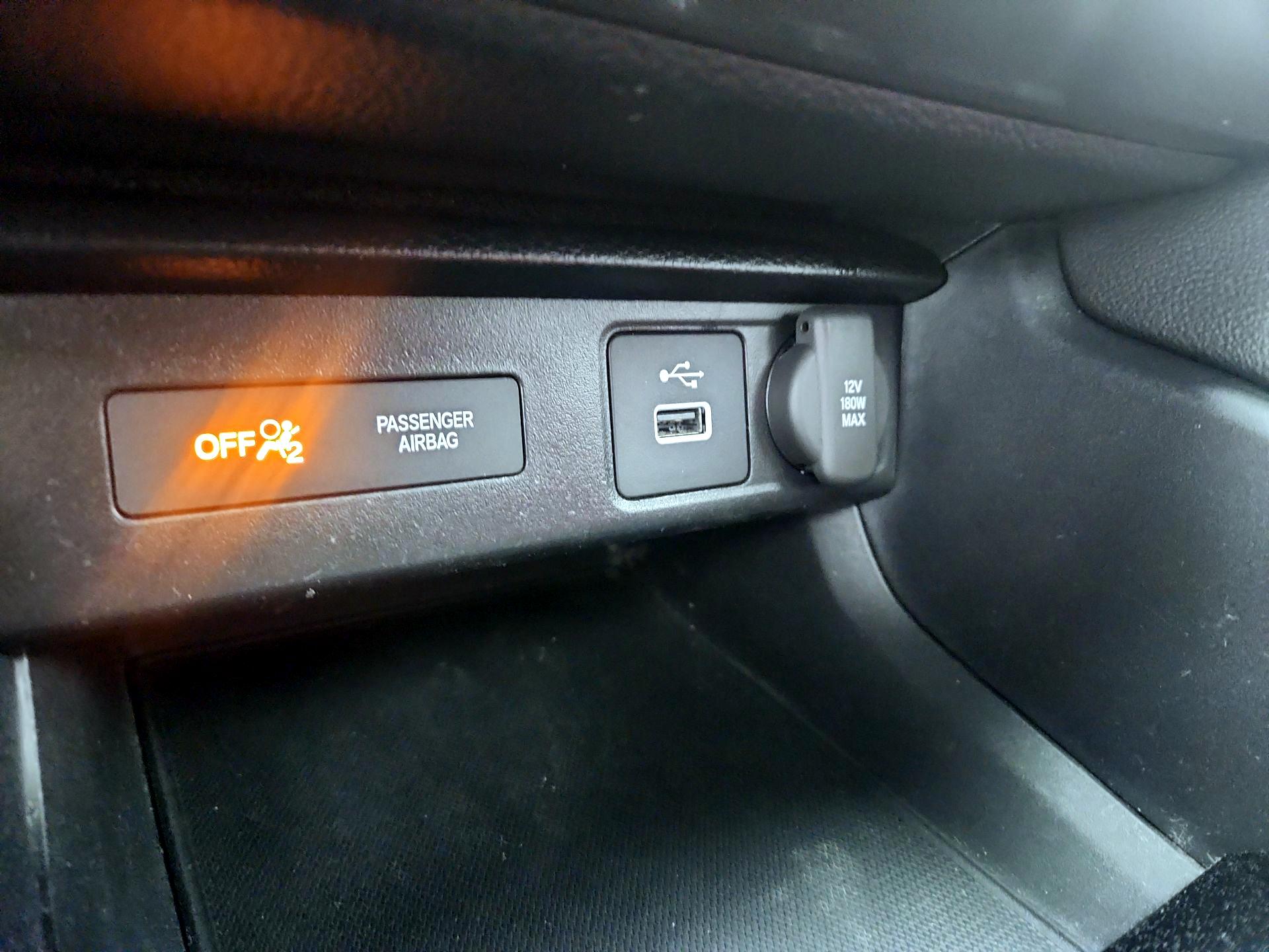 Thumbnail: 2023 Acura Integra - 18