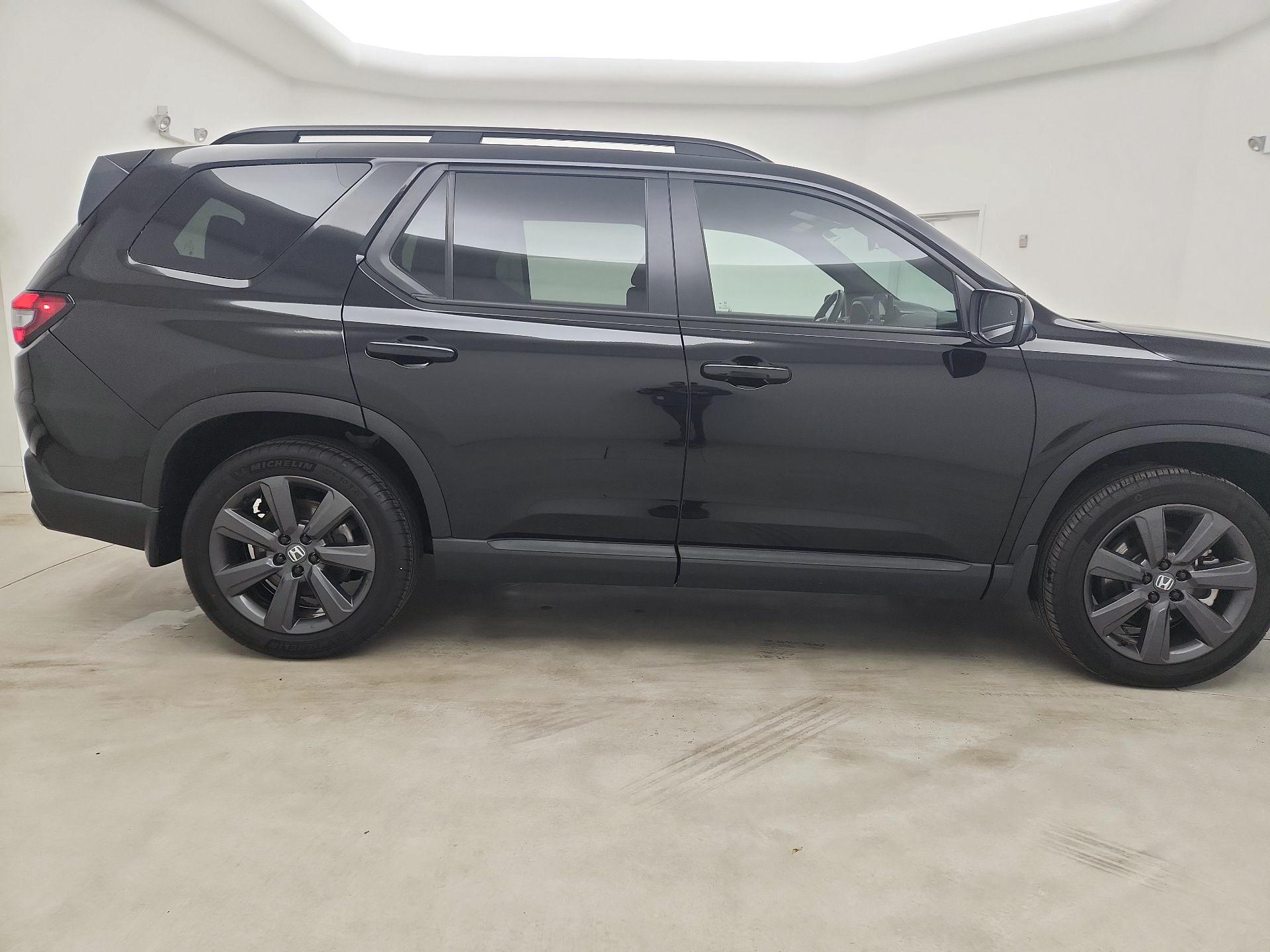 Thumbnail: 2025 Honda Pilot - 4