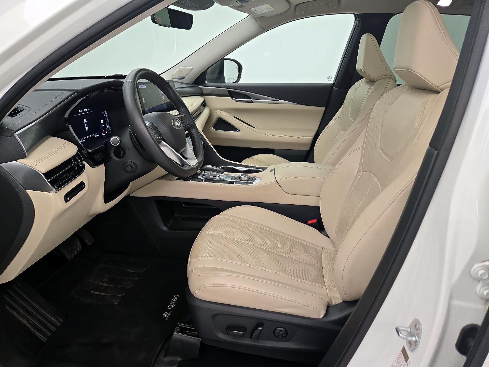 Thumbnail: 2023 INFINITI QX60 - 11