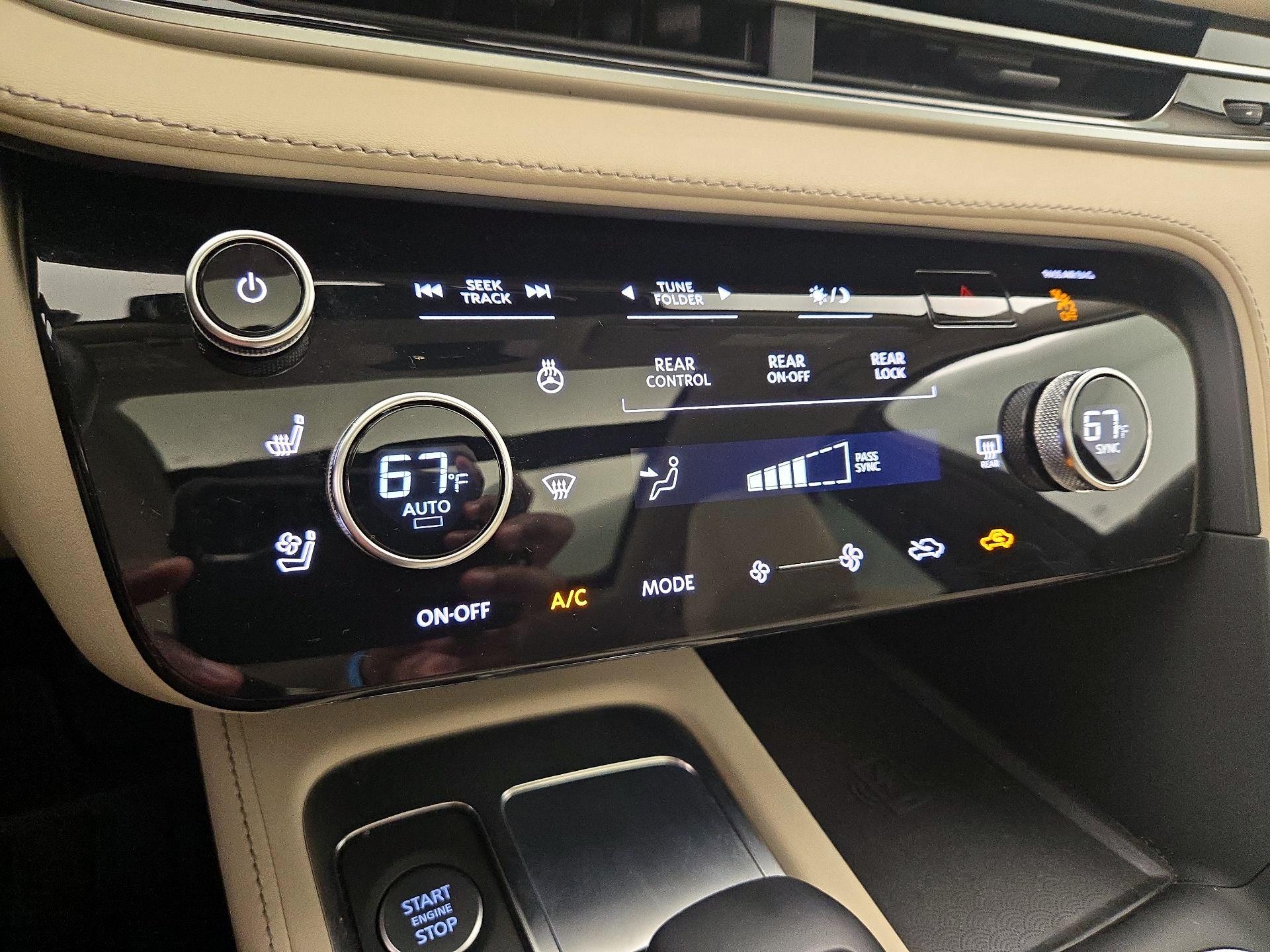 Thumbnail: 2023 INFINITI QX60 - 17