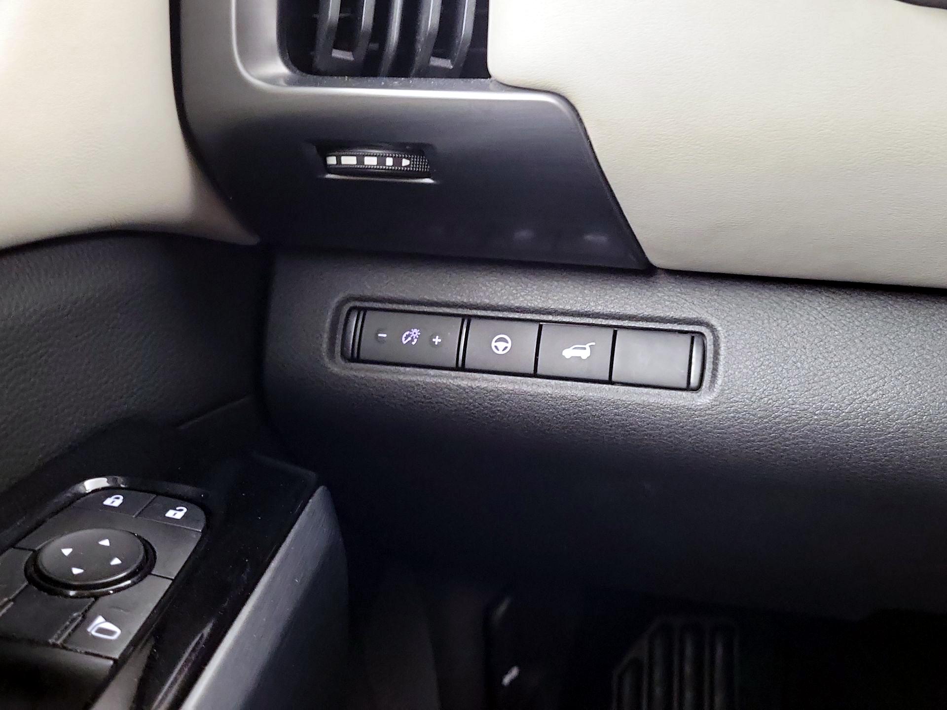 Thumbnail: 2022 Nissan Pathfinder - 13