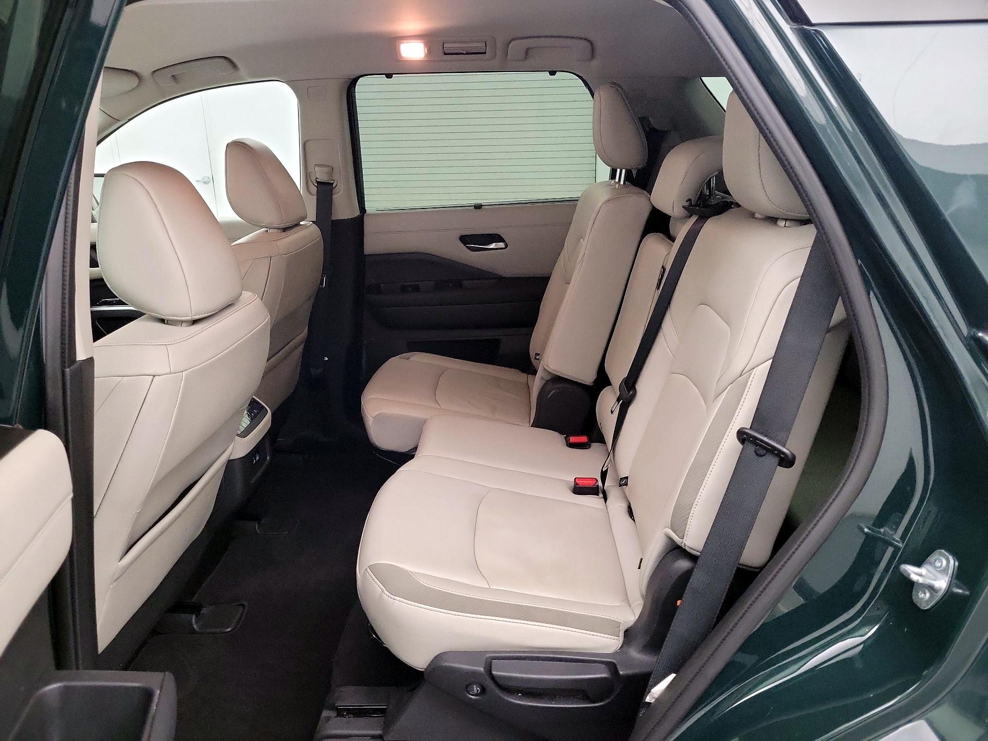 Thumbnail: 2022 Nissan Pathfinder - 20