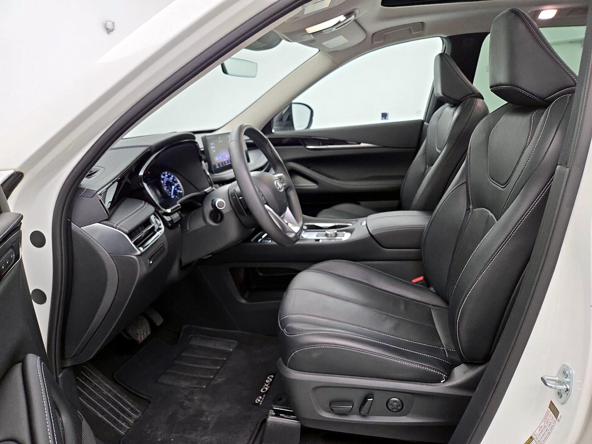 Thumbnail: 2023 INFINITI QX60 - 11