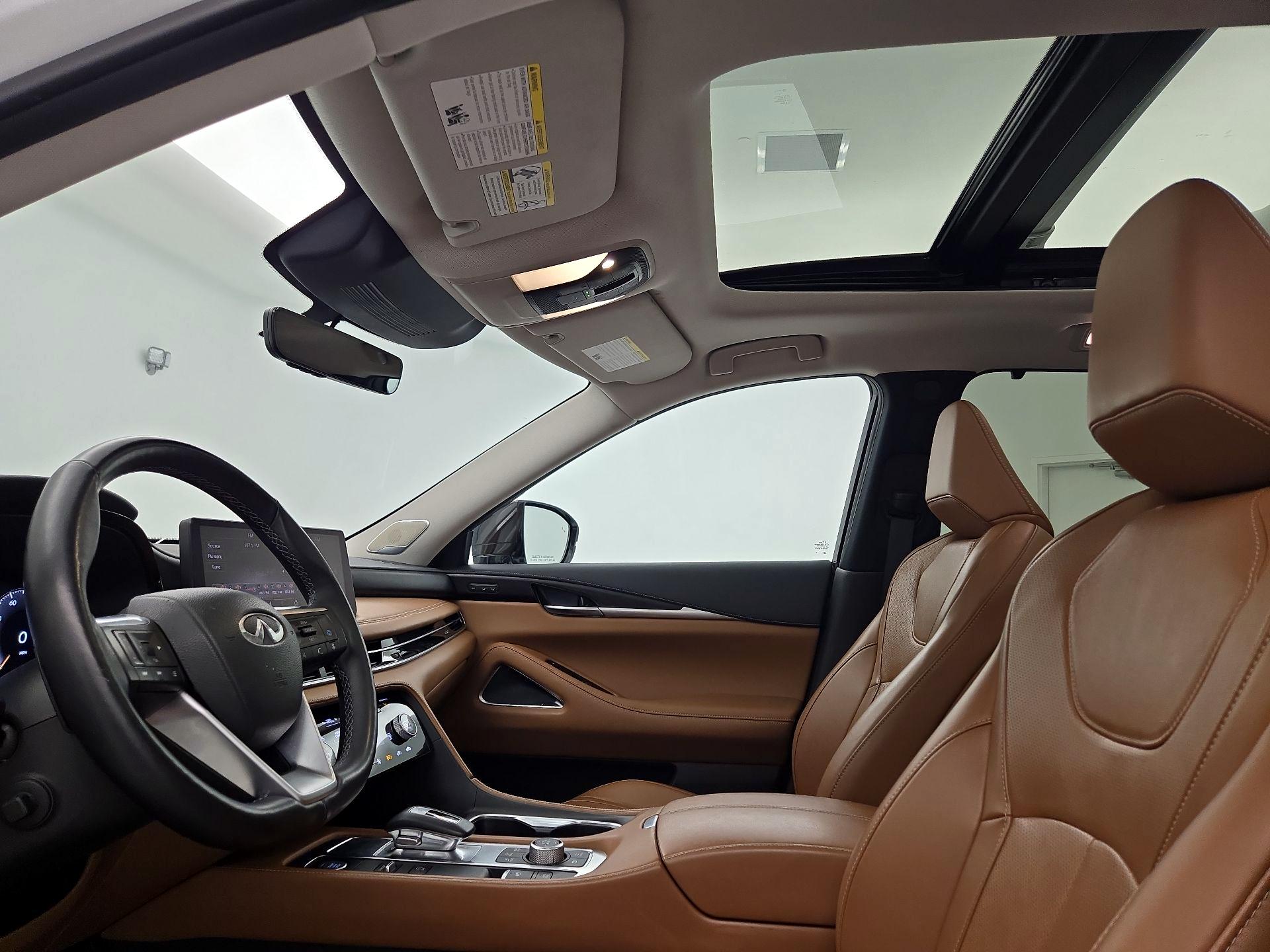 Thumbnail: 2023 INFINITI QX60 - 20