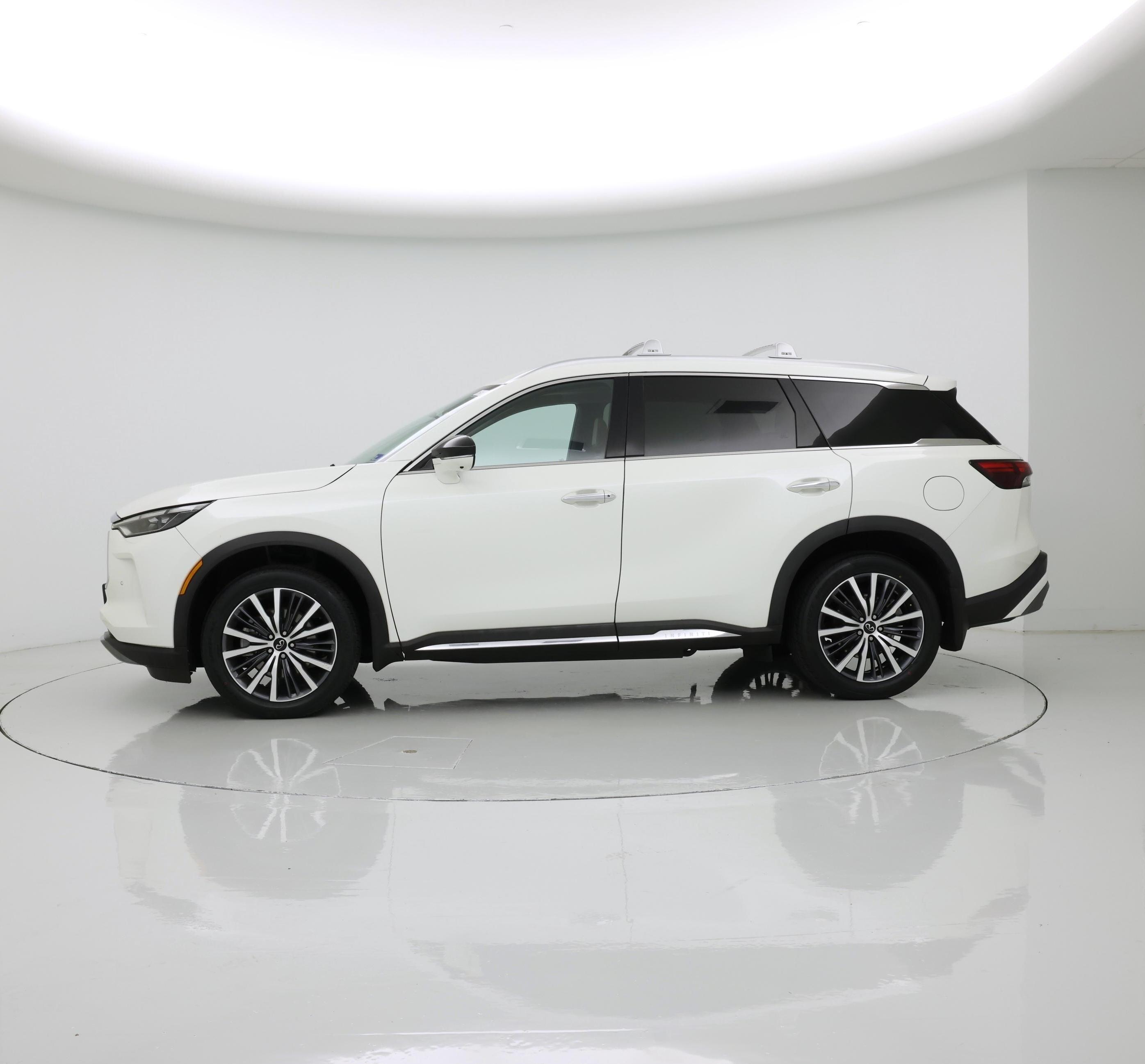 Thumbnail: 2023 INFINITI QX60 - 3