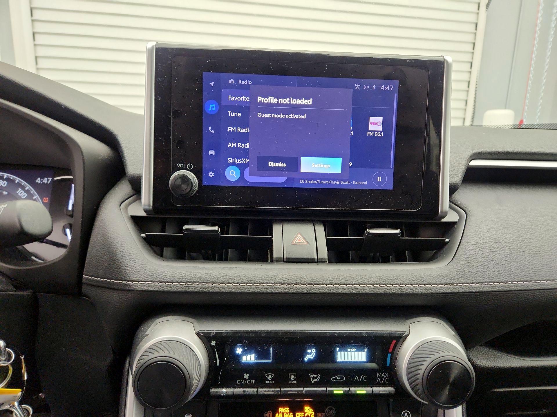 Thumbnail: 2023 Toyota RAV4 - 15