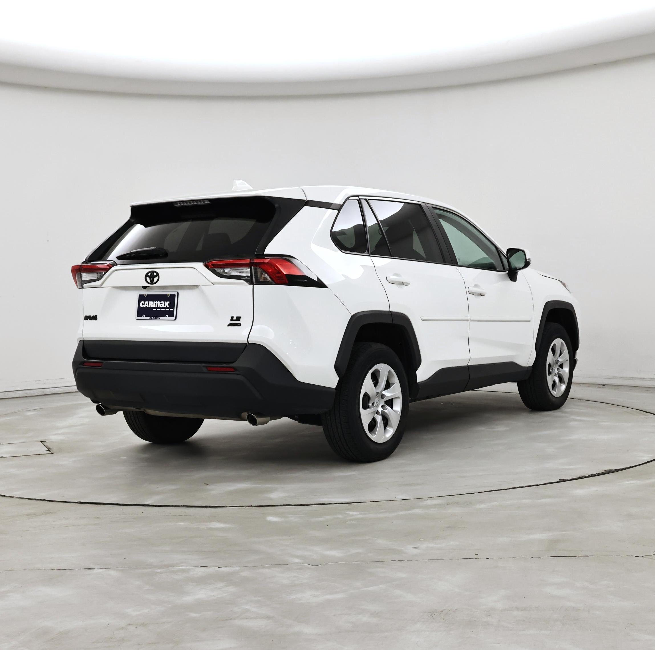 Thumbnail: 2023 Toyota RAV4 - 8