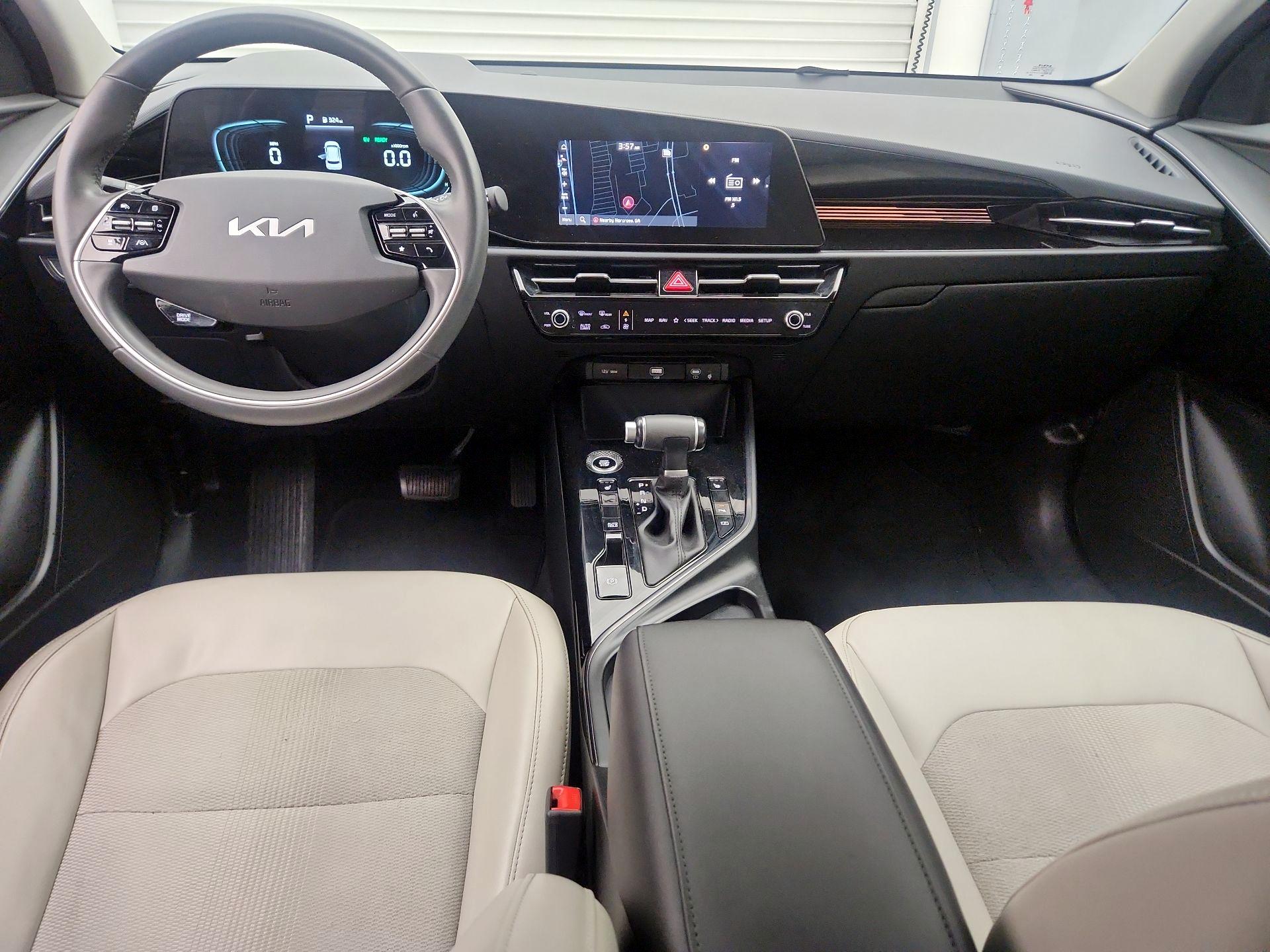 Thumbnail: 2023 Kia Niro - 9