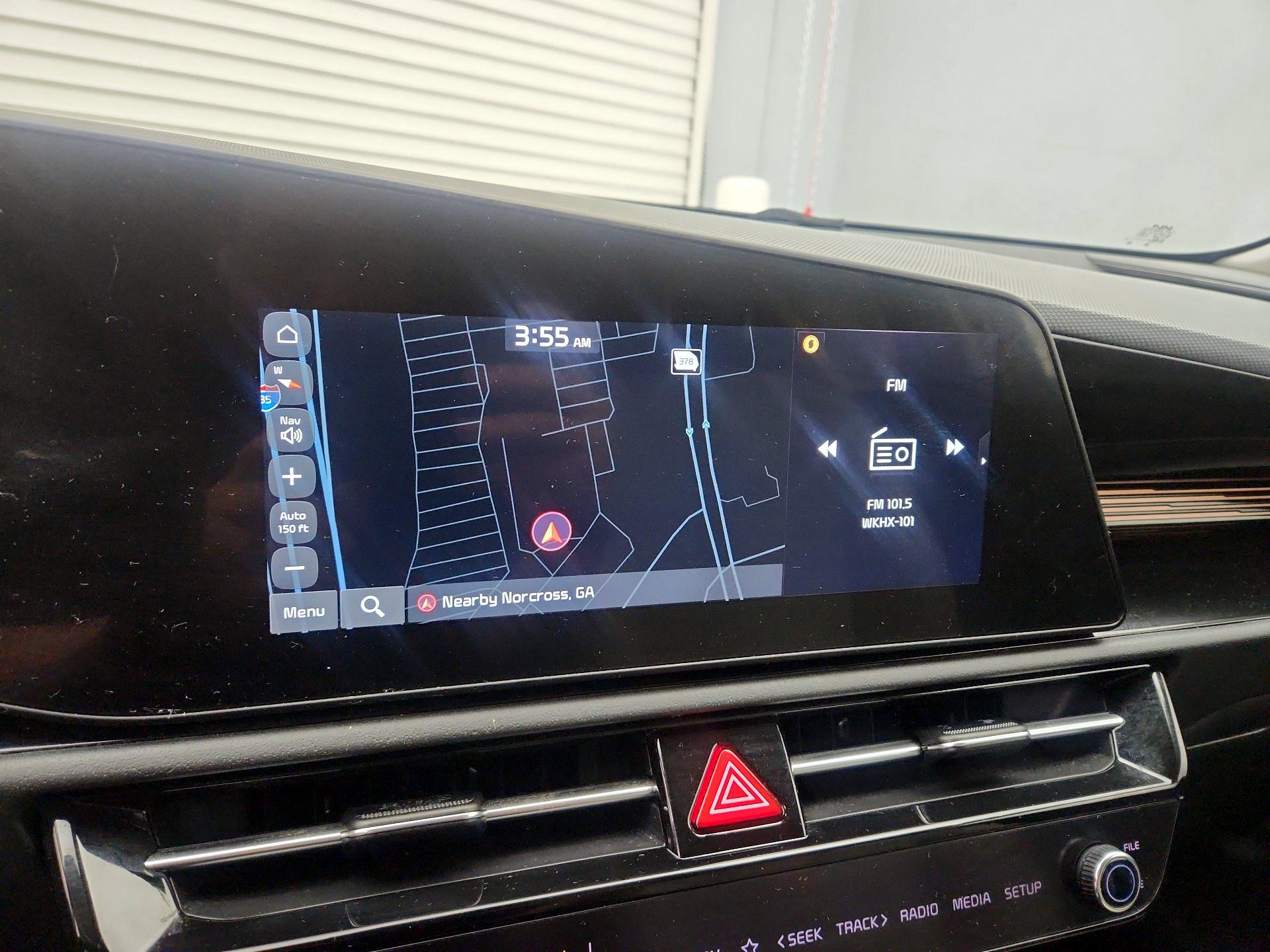 Thumbnail: 2023 Kia Niro - 14