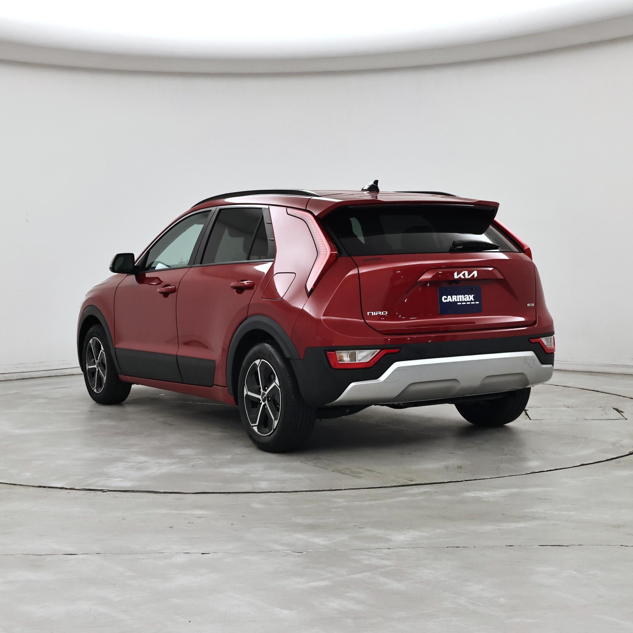 Thumbnail: 2023 Kia Niro - 2