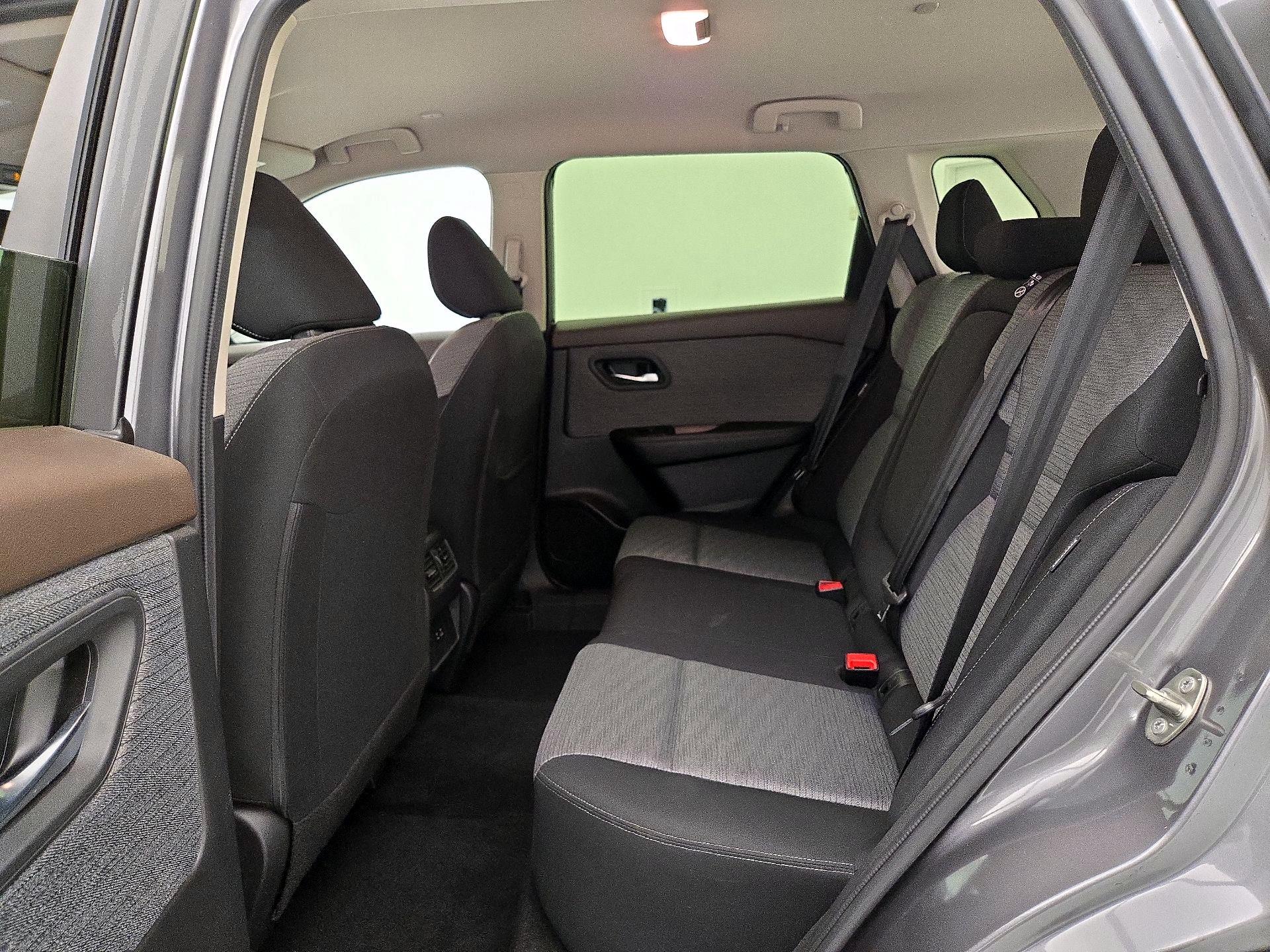 Thumbnail: 2023 Nissan Rogue - 19