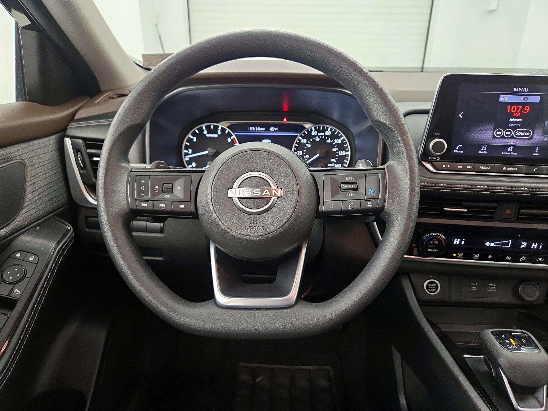 Thumbnail: 2023 Nissan Rogue - 10