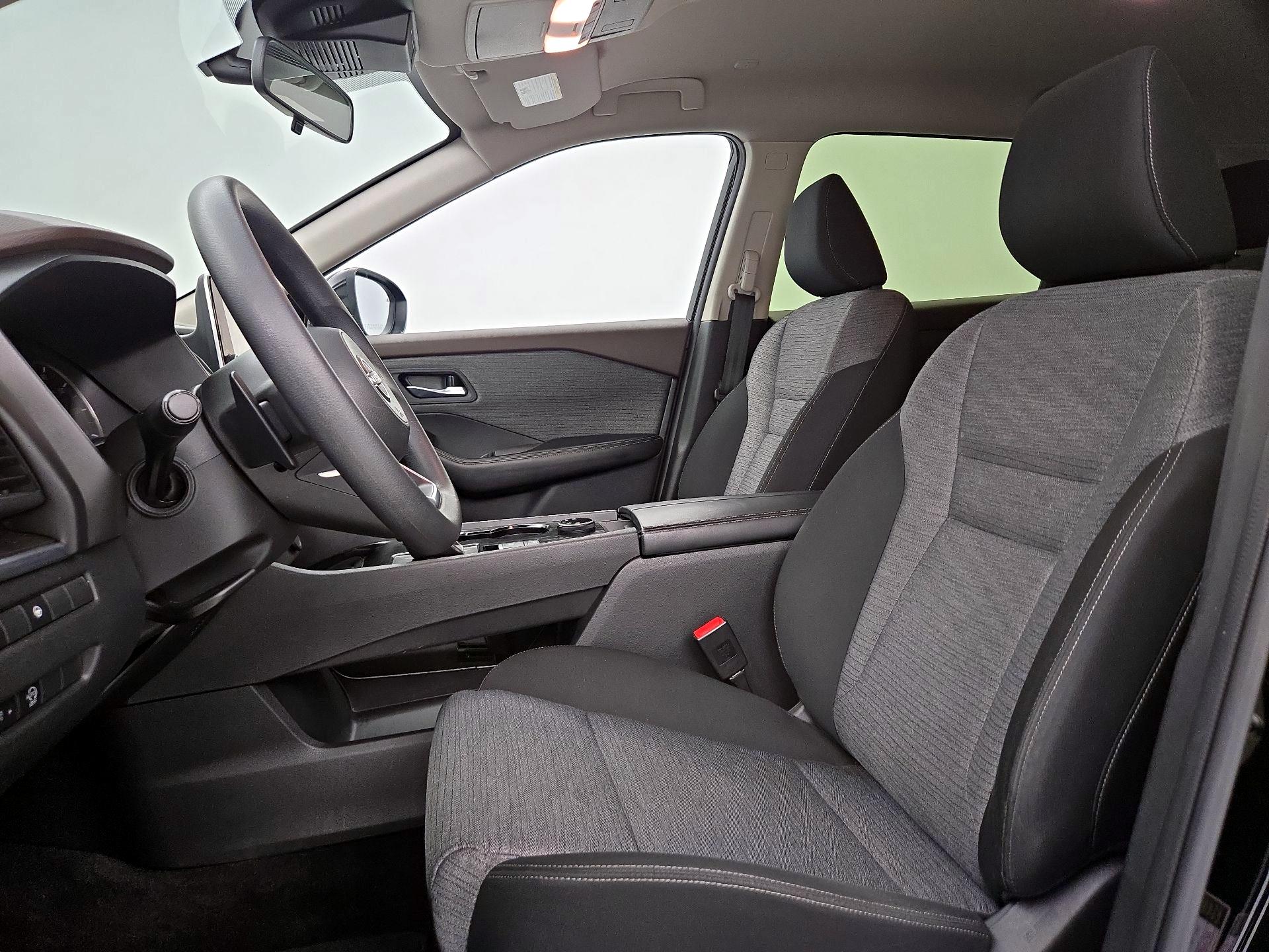 Thumbnail: 2023 Nissan Rogue - 11