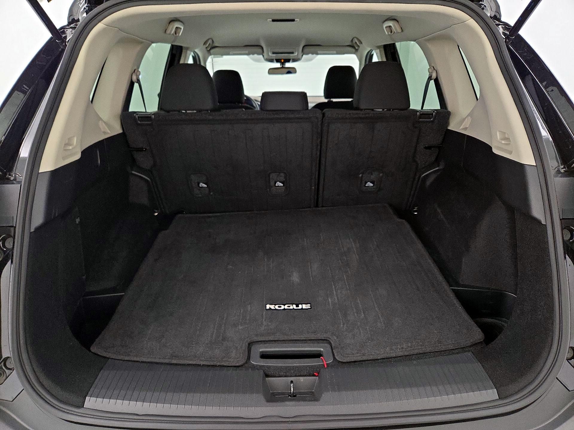 Thumbnail: 2023 Nissan Rogue - 20