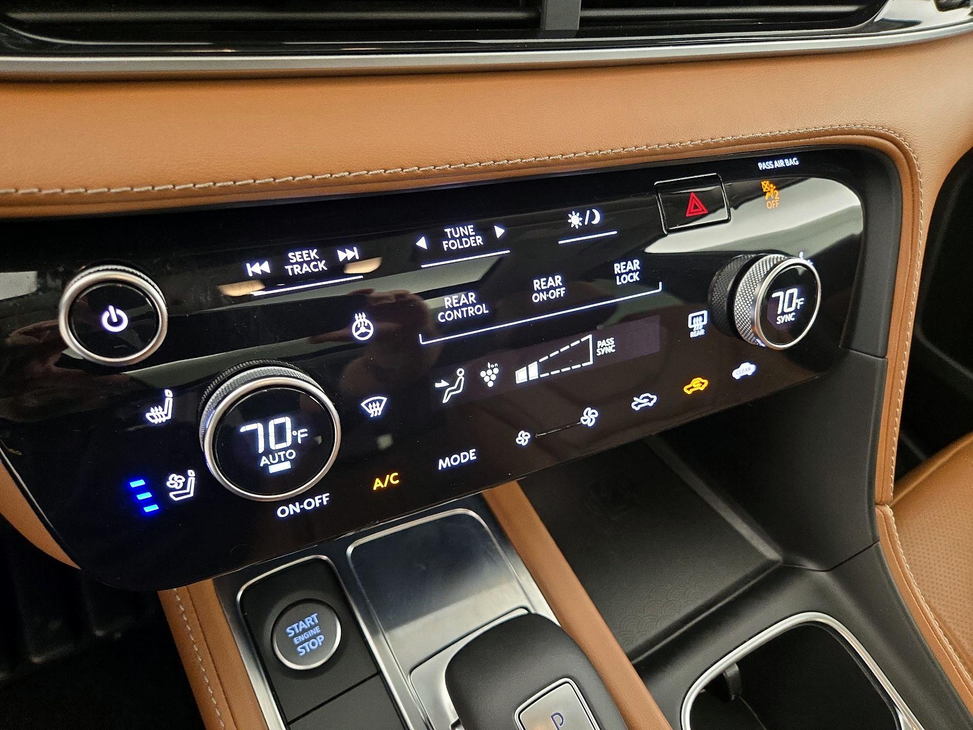 Thumbnail: 2023 INFINITI QX60 - 17