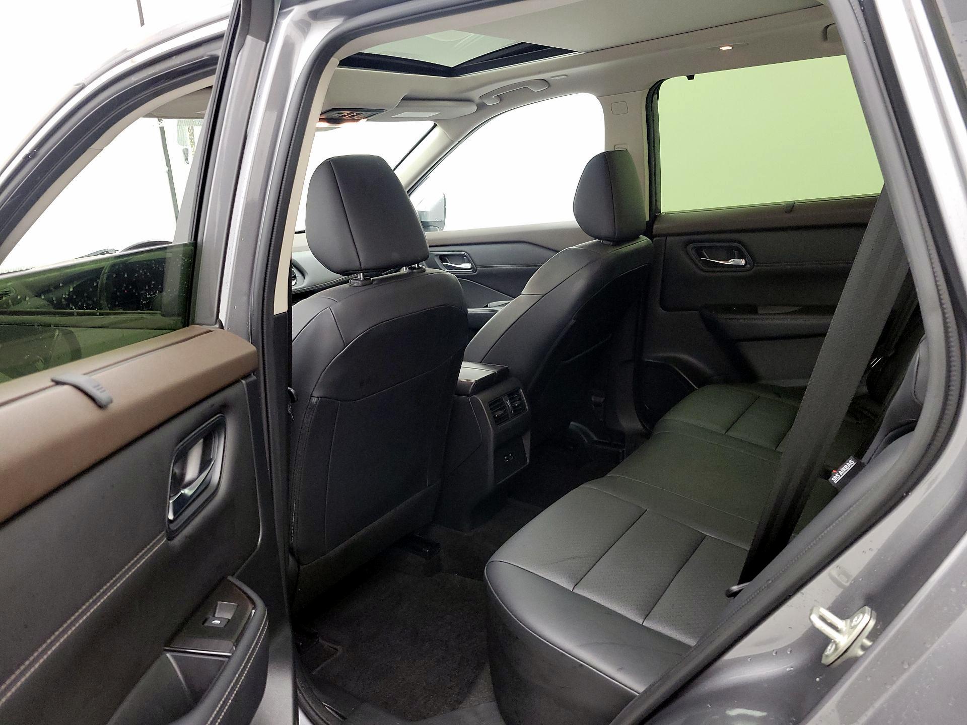 Thumbnail: 2023 Nissan Rogue - 20