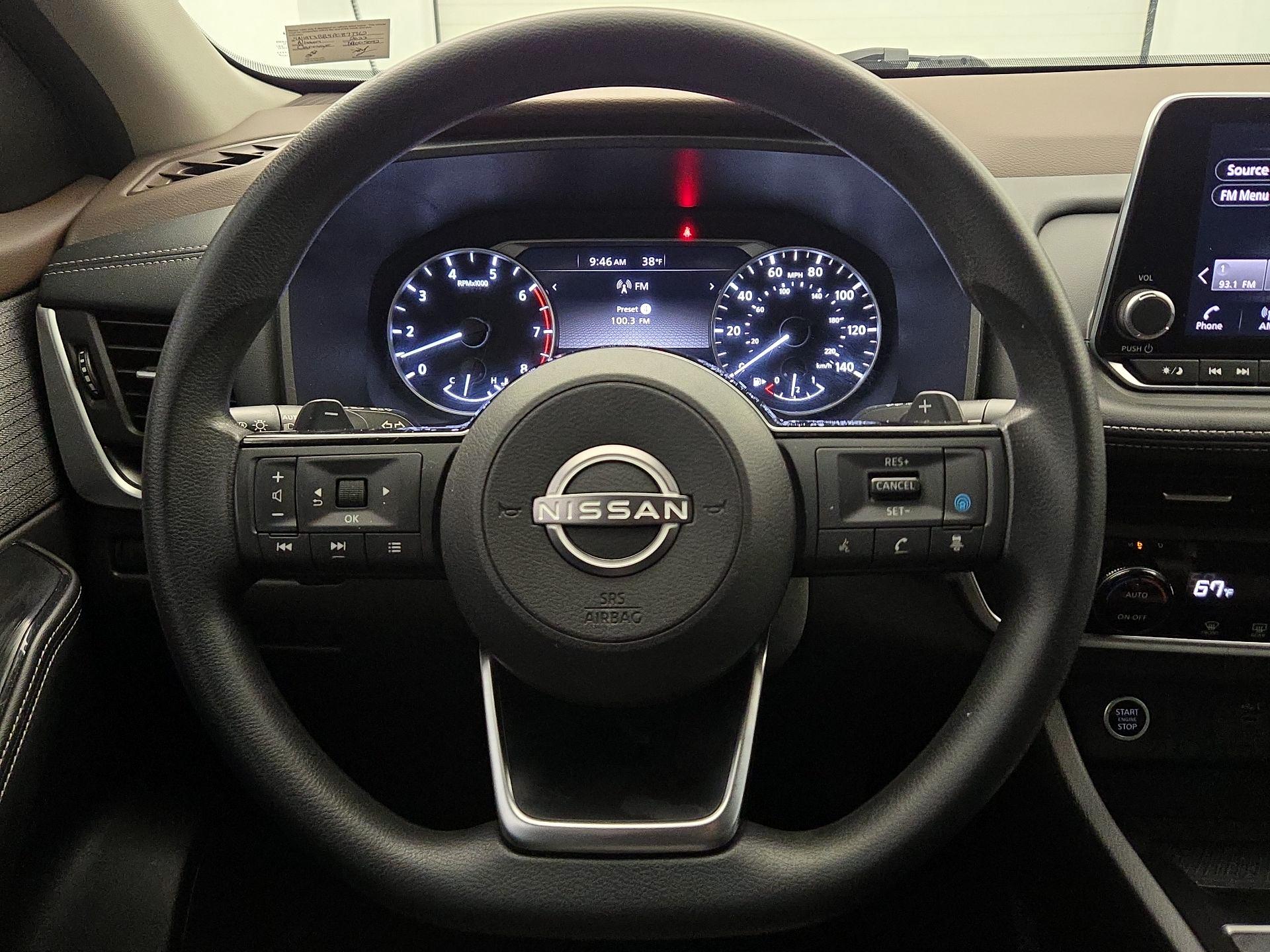 Thumbnail: 2023 Nissan Rogue - 10