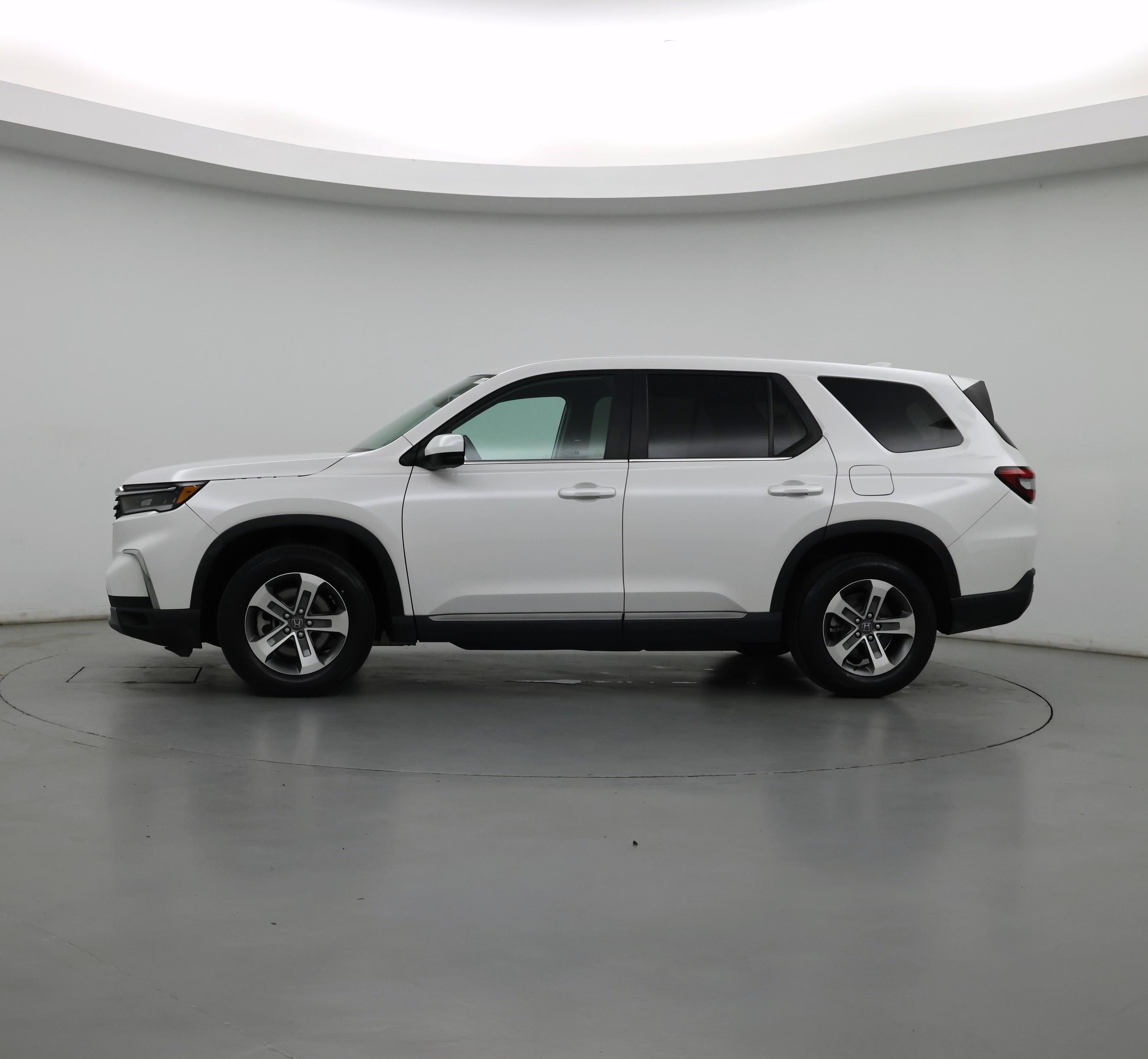 Thumbnail: 2024 Honda Pilot - 3