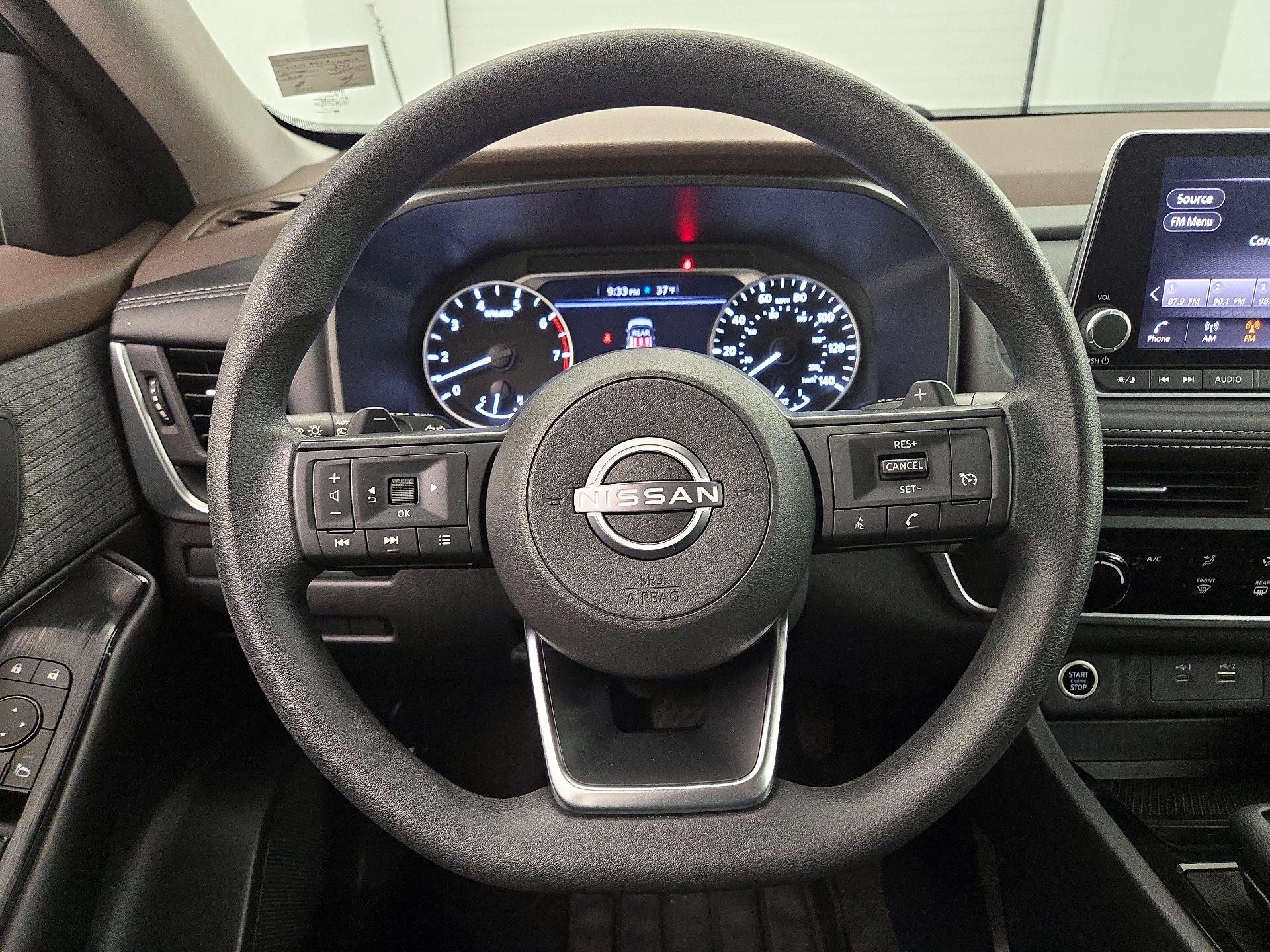 Thumbnail: 2023 Nissan Rogue - 10