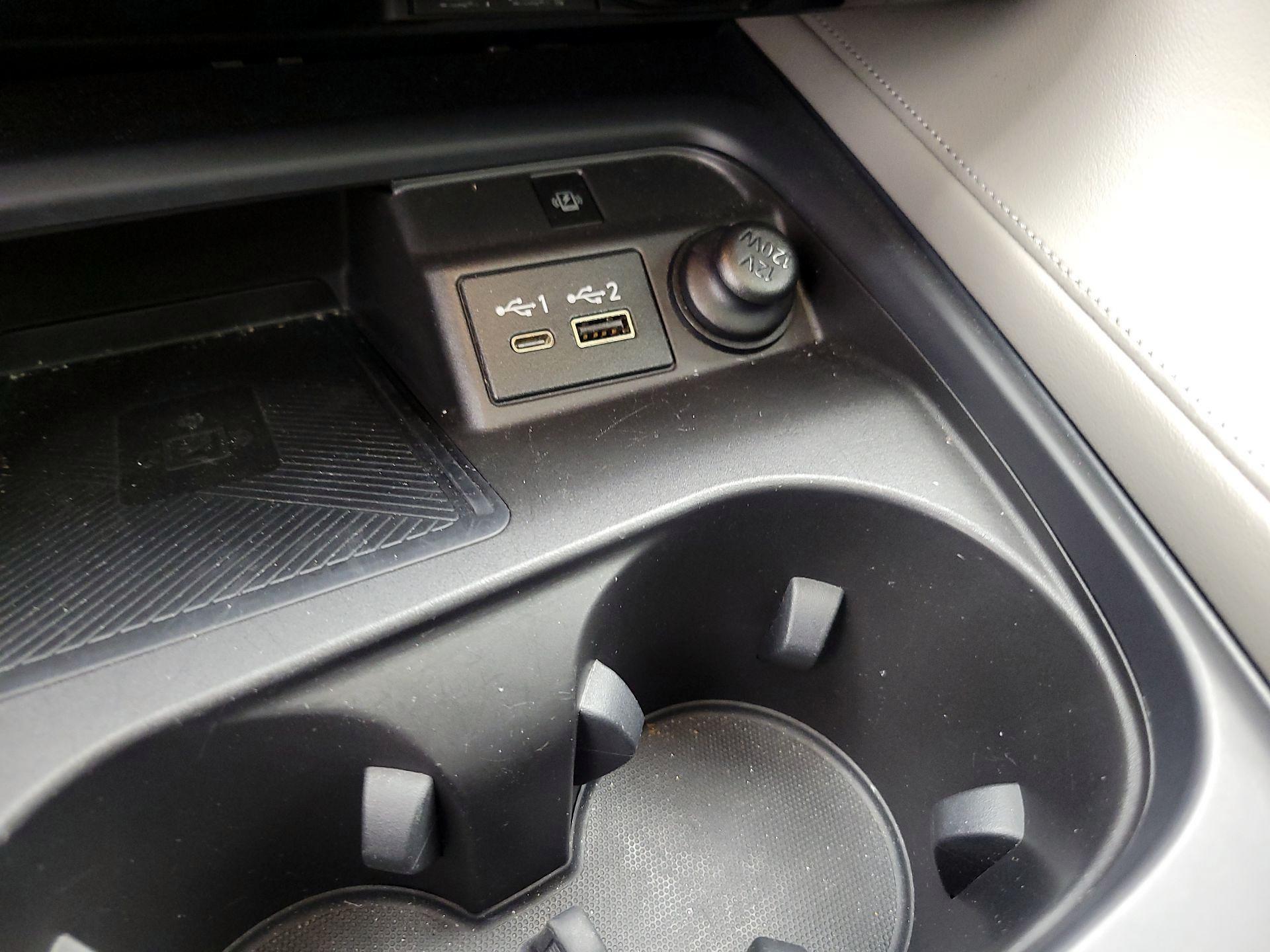 Thumbnail: 2023 INFINITI QX50 - 18