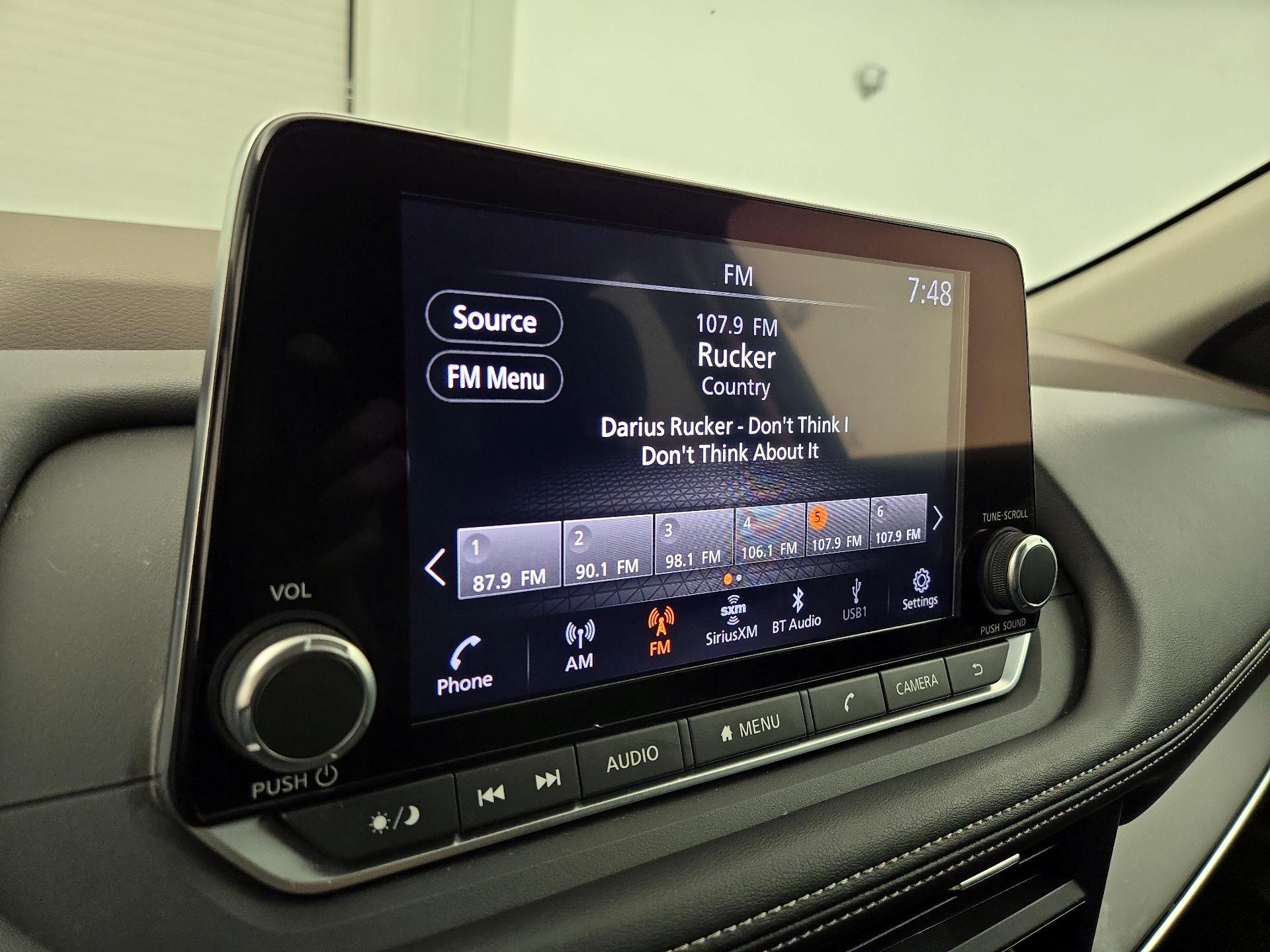 Thumbnail: 2023 Nissan Rogue - 15