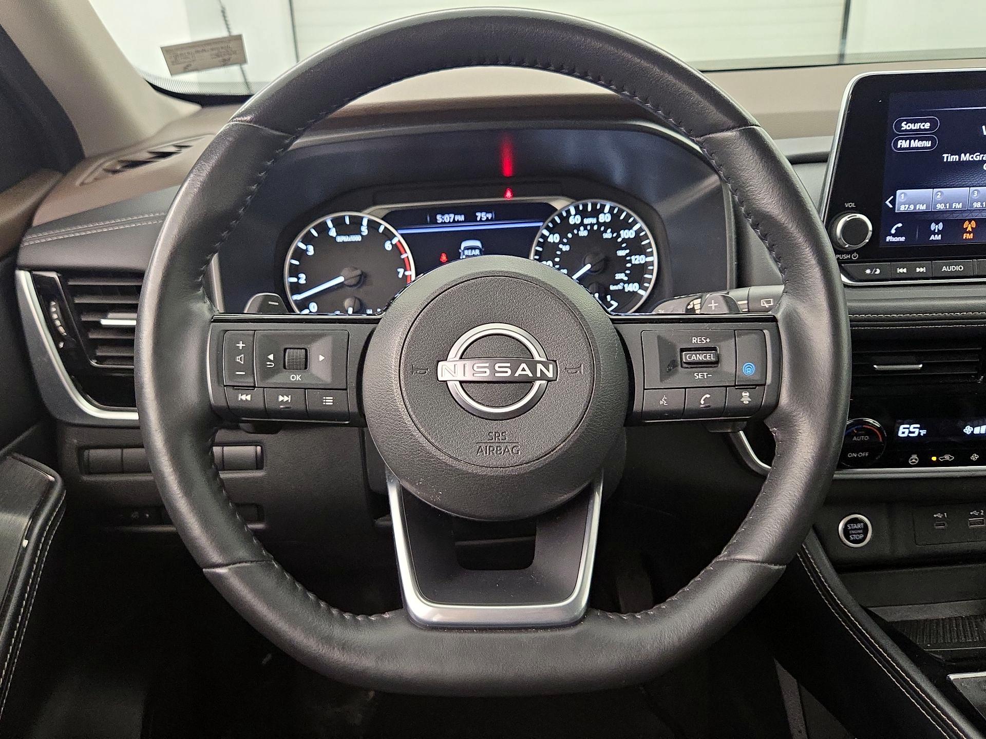 Thumbnail: 2023 Nissan Rogue - 10