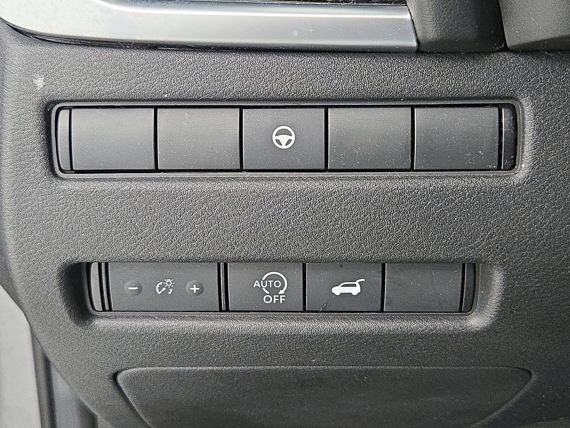 Thumbnail: 2023 Nissan Rogue - 13