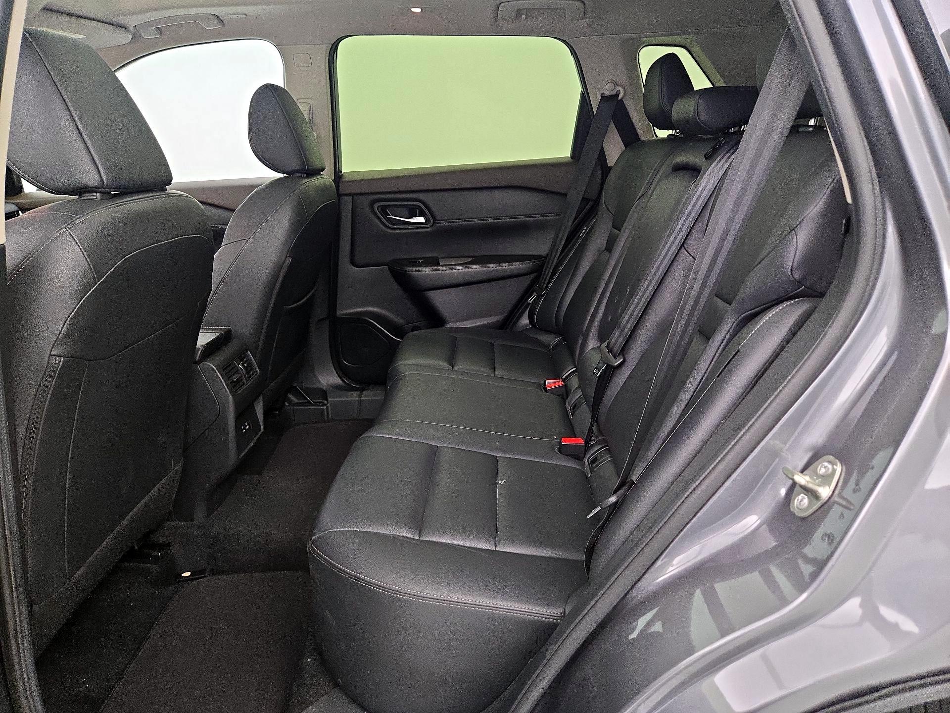 Thumbnail: 2023 Nissan Rogue - 20