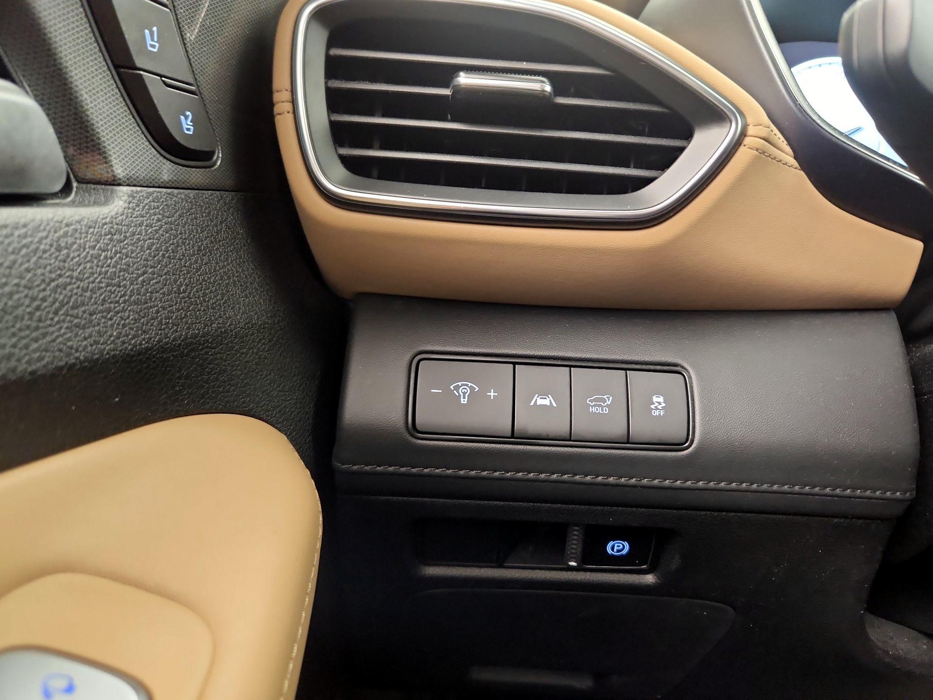 Thumbnail: 2023 Hyundai Santa Fe - 13