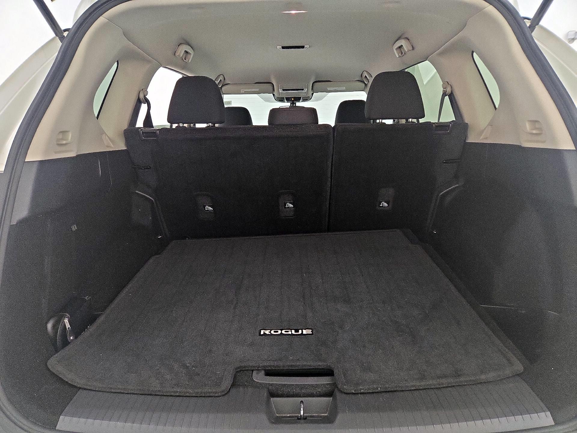 Thumbnail: 2023 Nissan Rogue - 20