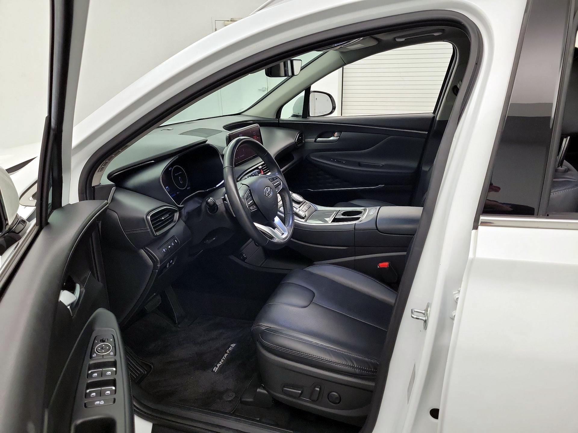 Thumbnail: 2023 Hyundai Santa Fe - 11