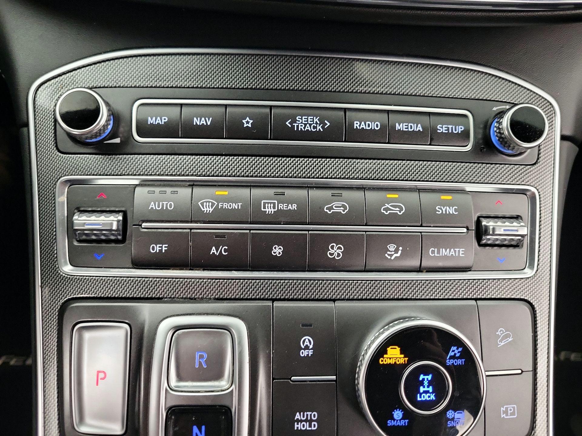 Thumbnail: 2023 Hyundai Santa Fe - 17