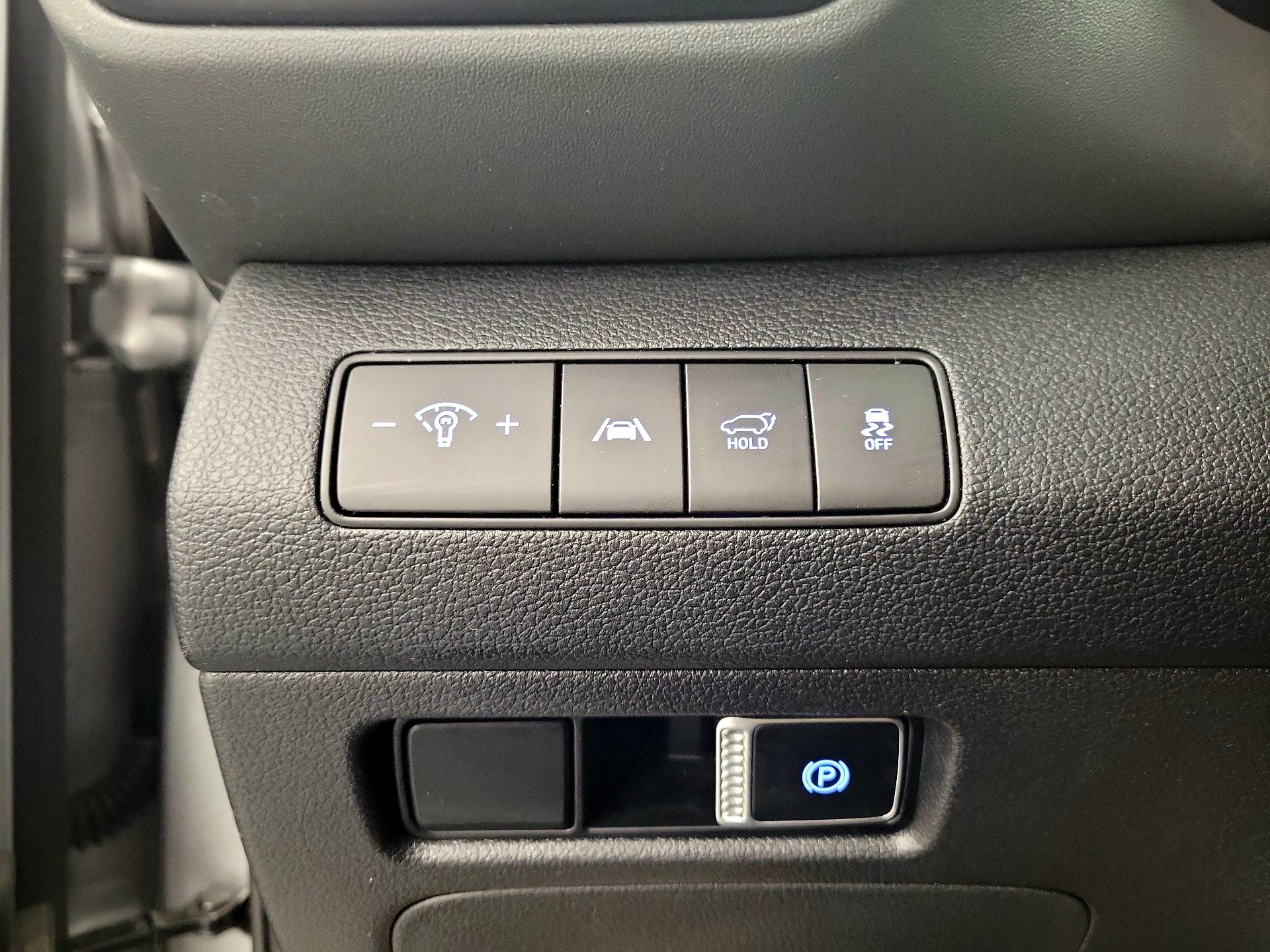 Thumbnail: 2023 Hyundai Santa Fe - 13