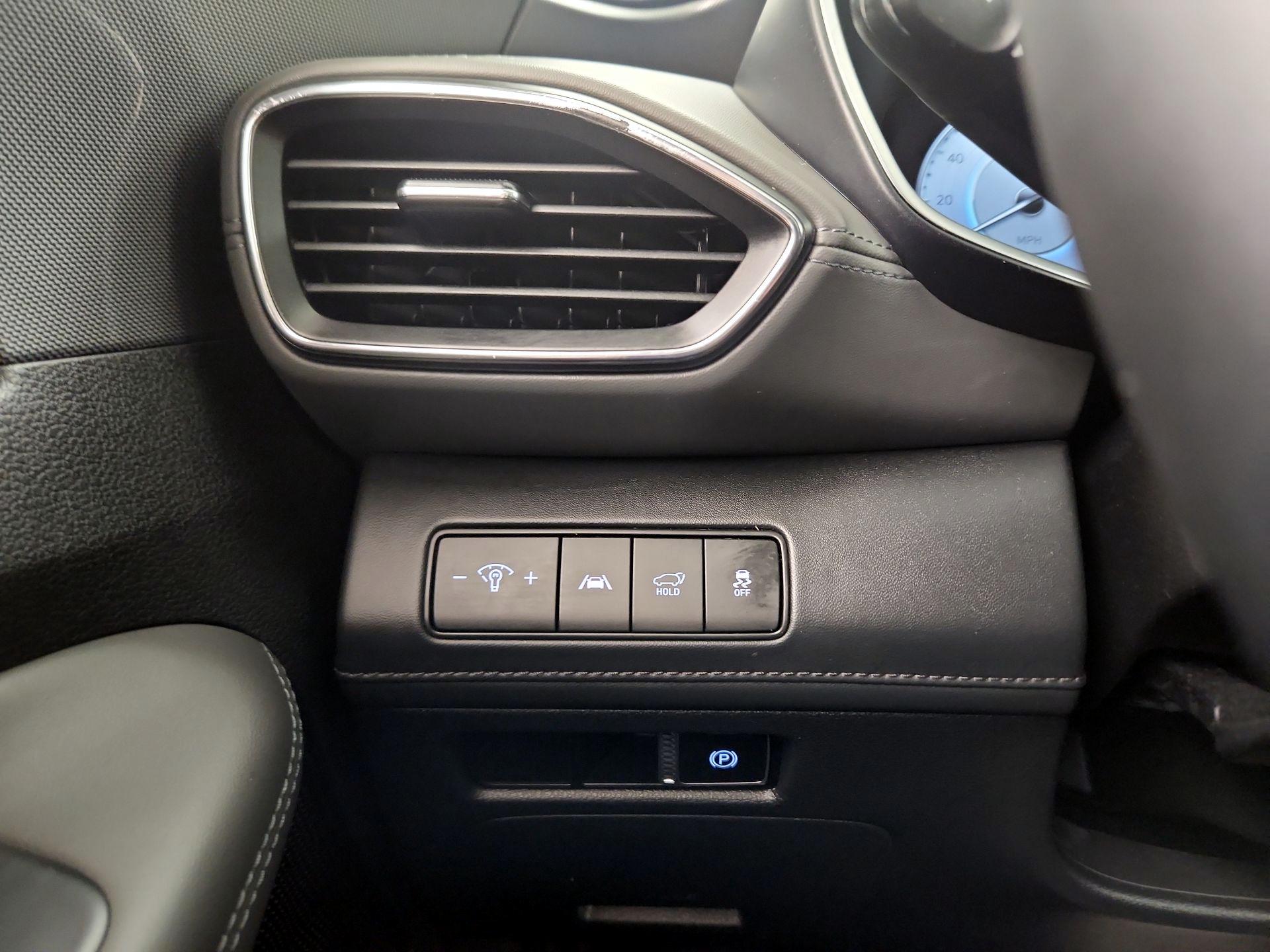 Thumbnail: 2022 Hyundai Santa Fe - 13