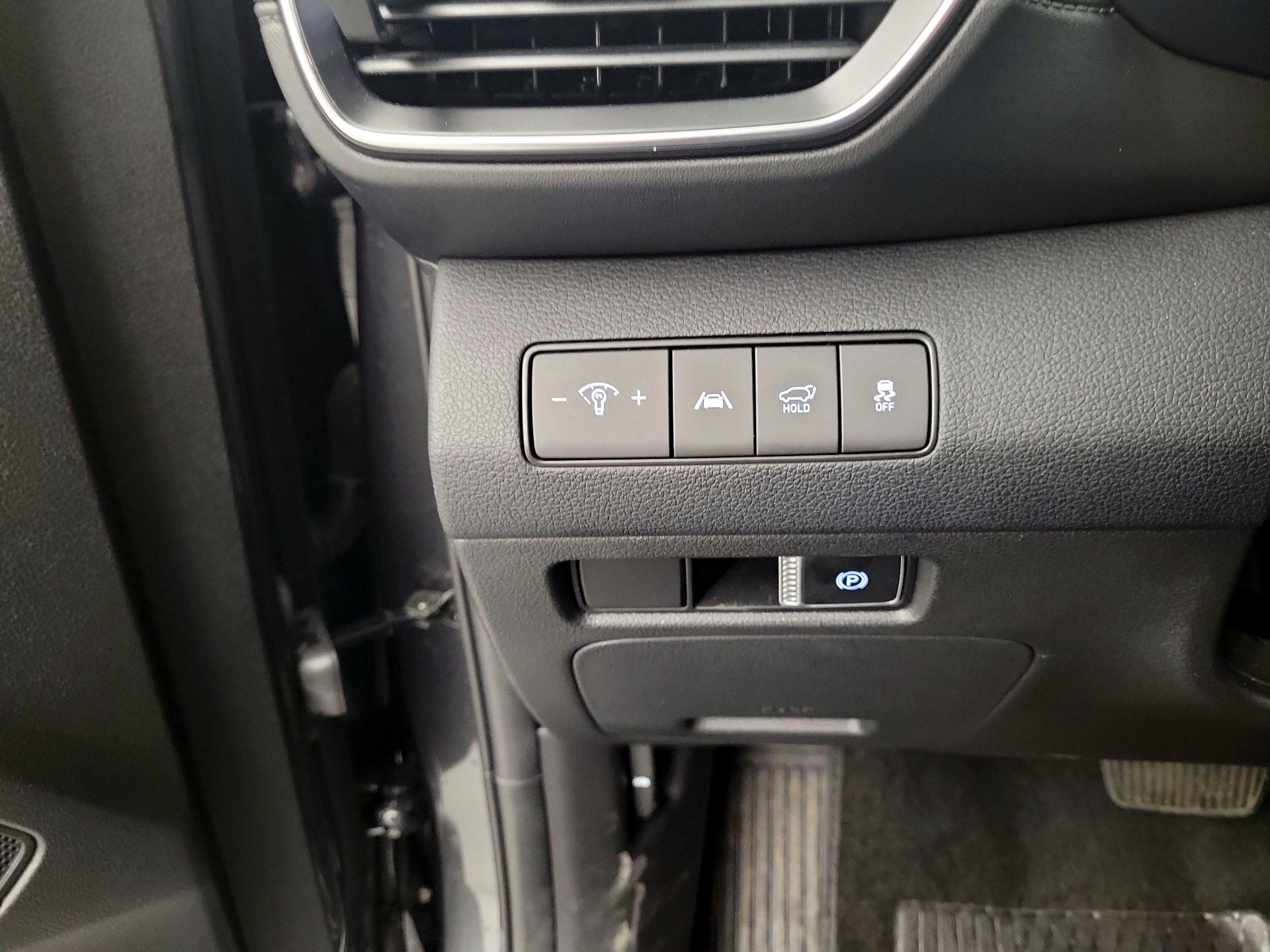 Thumbnail: 2023 Hyundai Santa Fe - 13