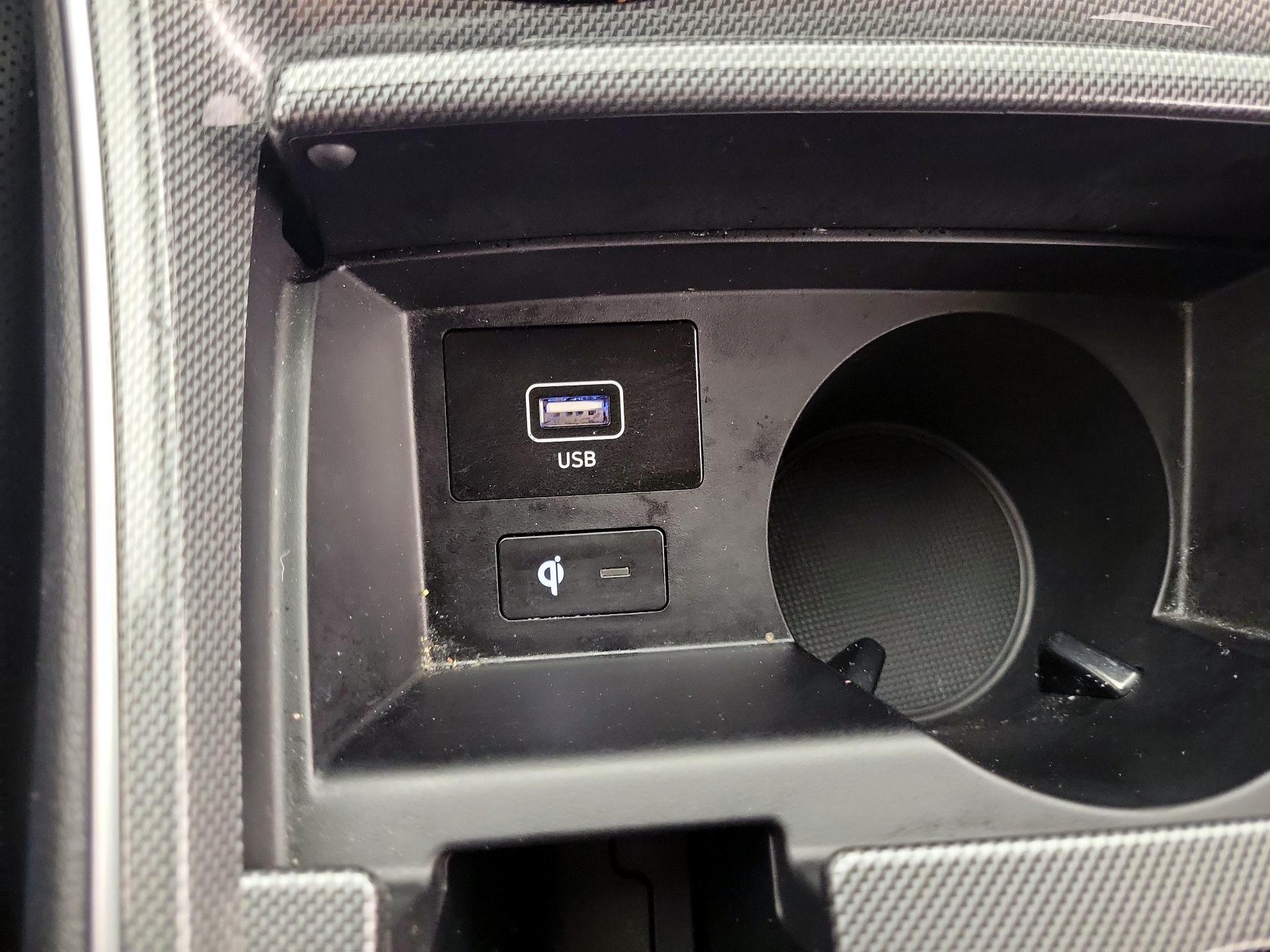 Thumbnail: 2023 Hyundai Santa Fe - 19