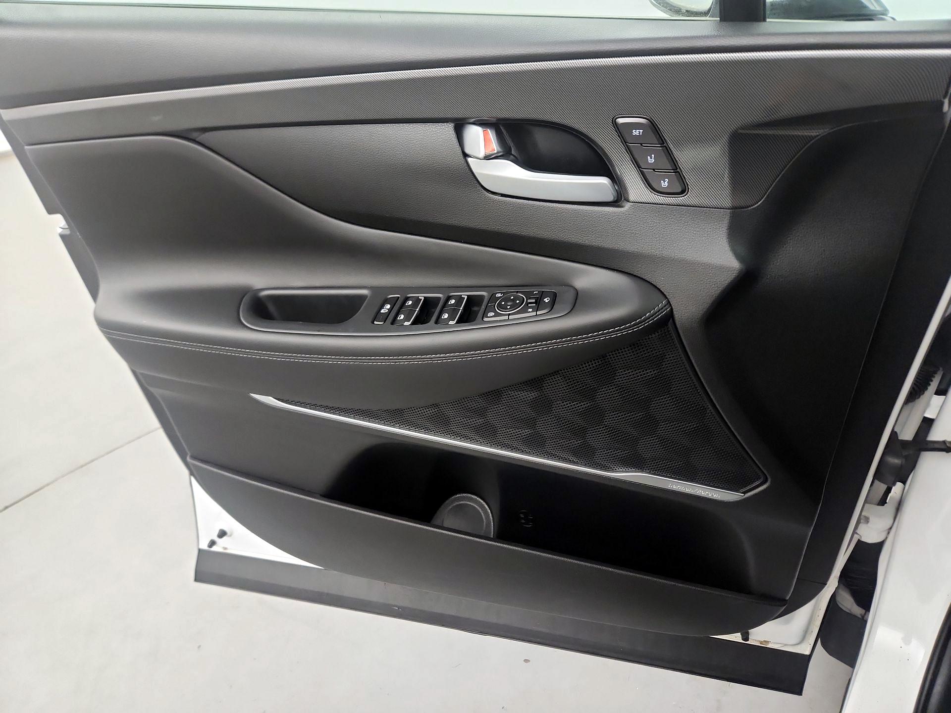 Thumbnail: 2023 Hyundai Santa Fe - 12