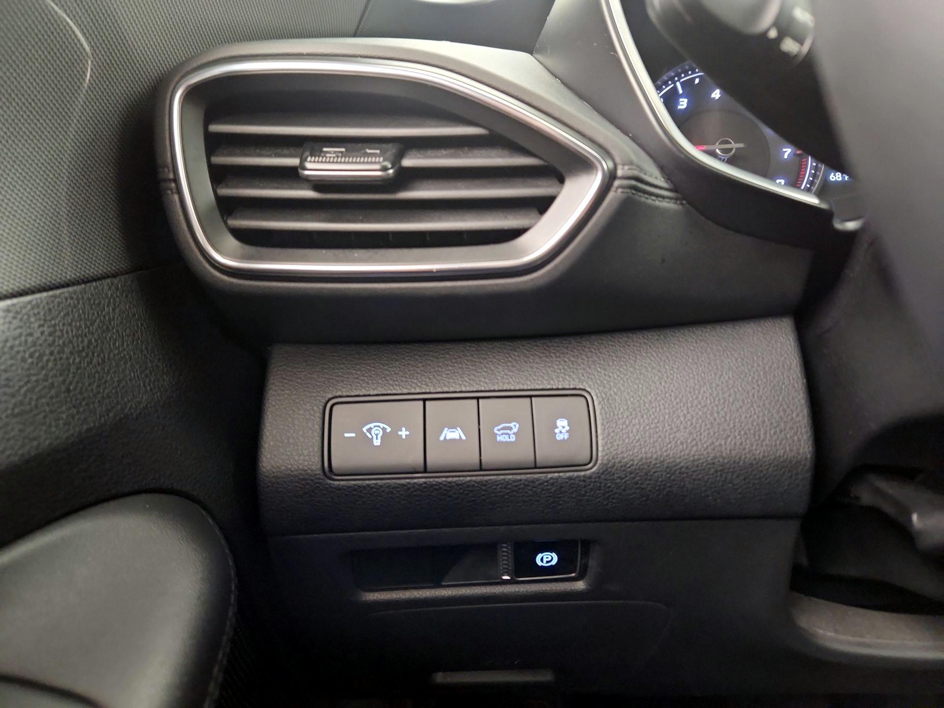 Thumbnail: 2023 Hyundai Santa Fe - 13