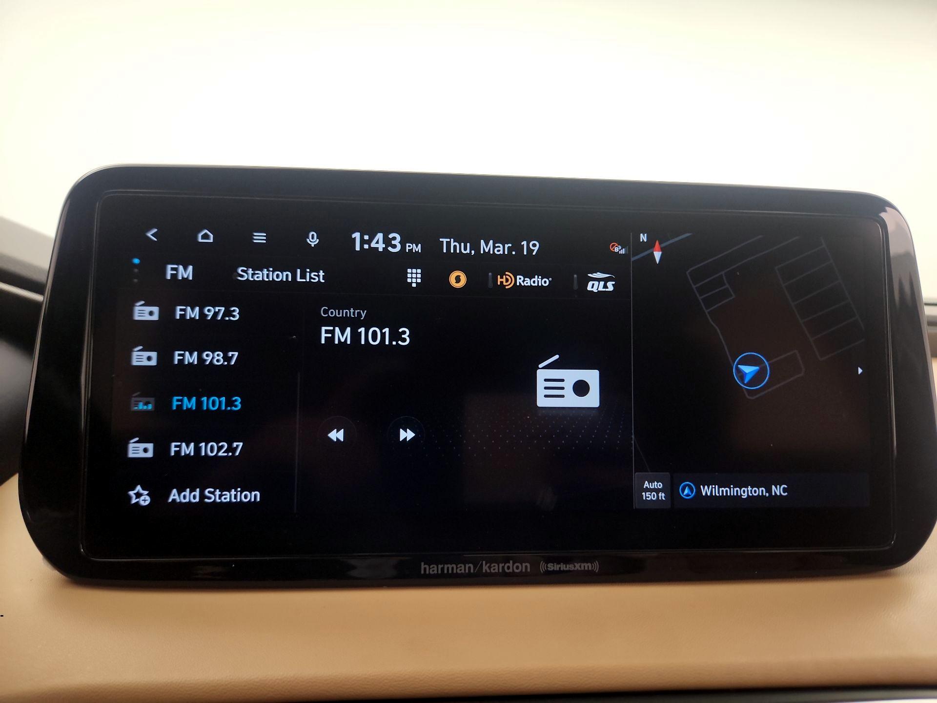 Thumbnail: 2023 Hyundai Santa Fe - 16