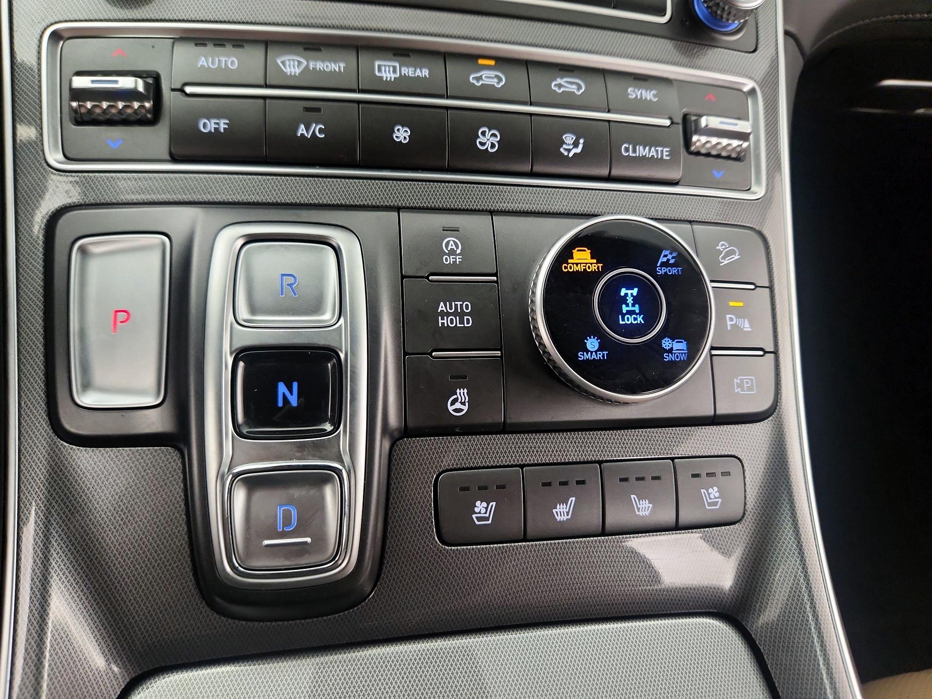 Thumbnail: 2023 Hyundai Santa Fe - 18