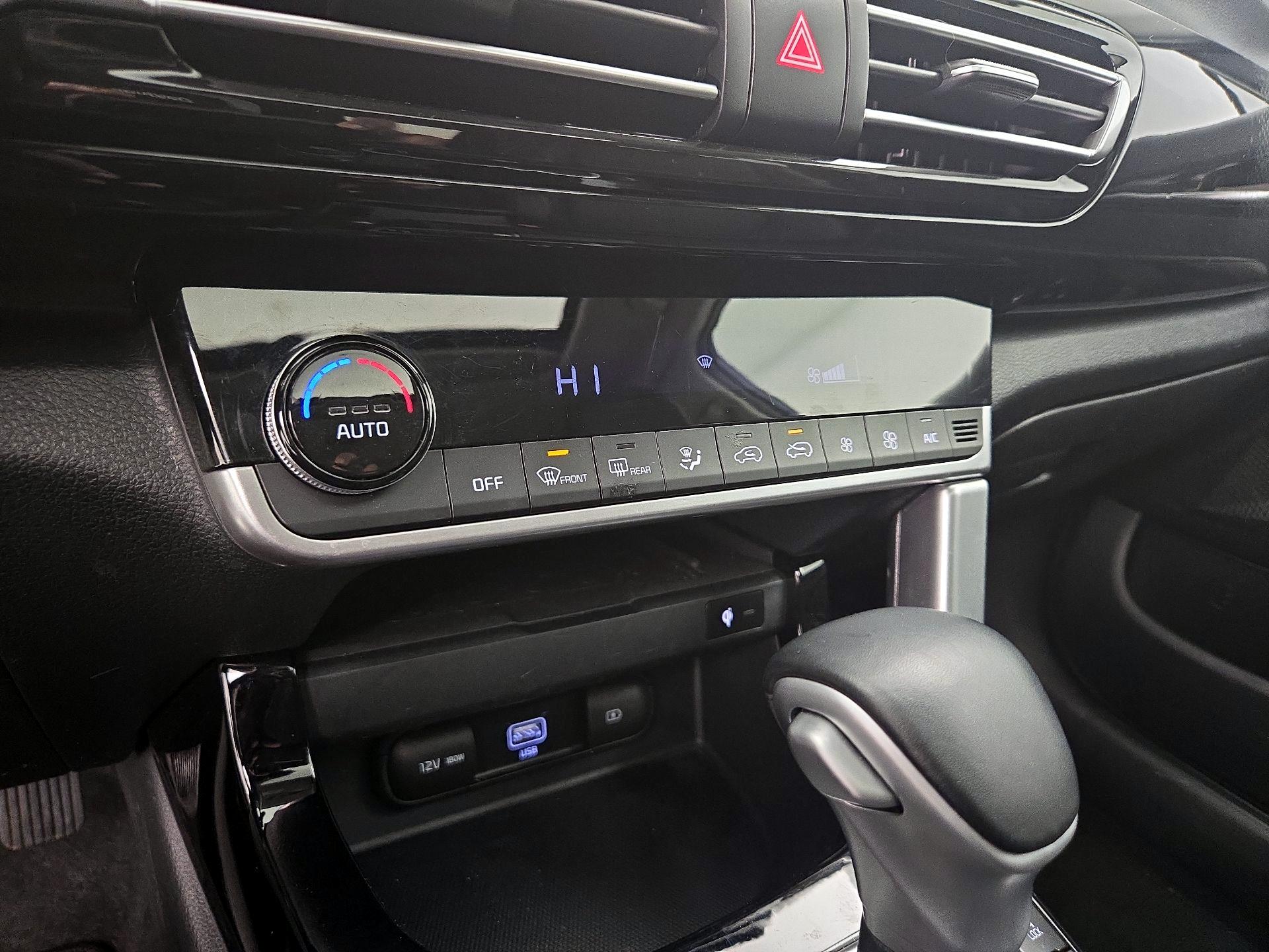 Thumbnail: 2022 Kia Seltos - 17