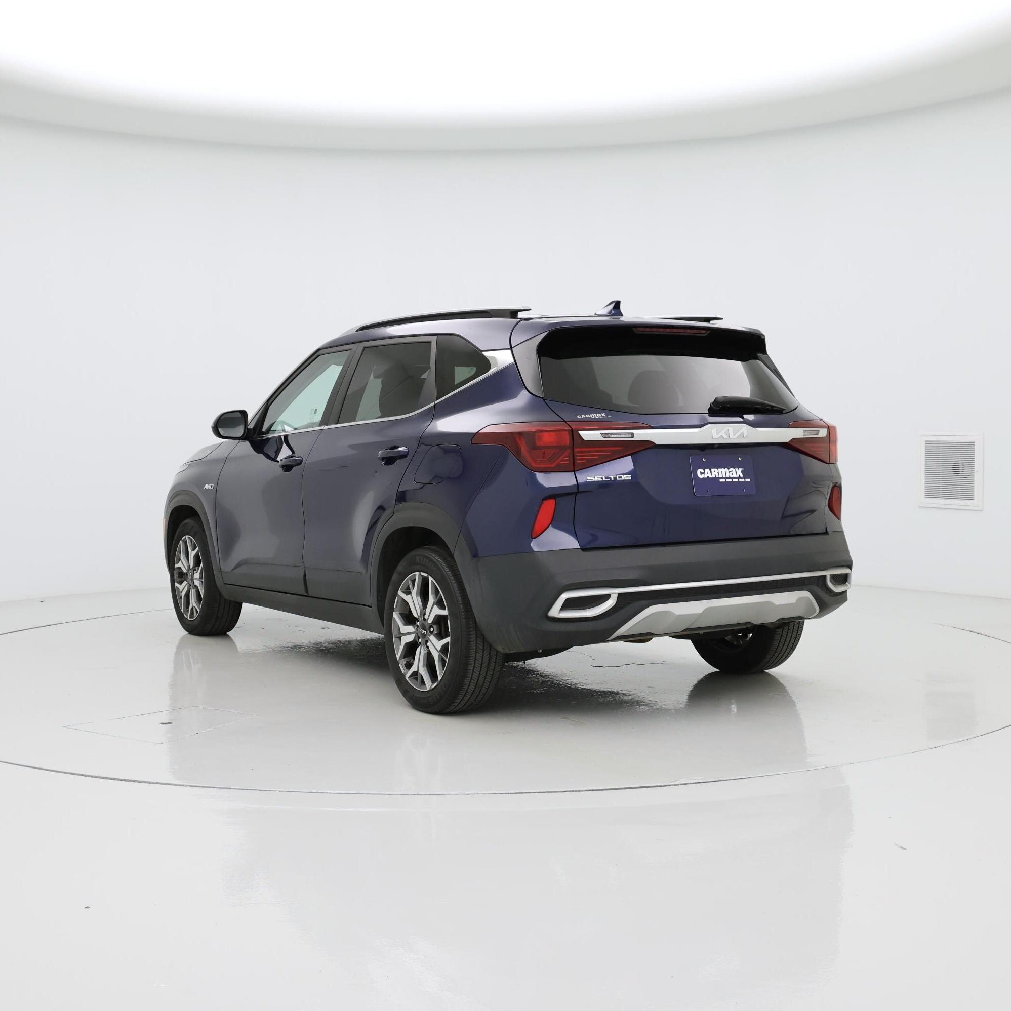 Thumbnail: 2022 Kia Seltos - 2