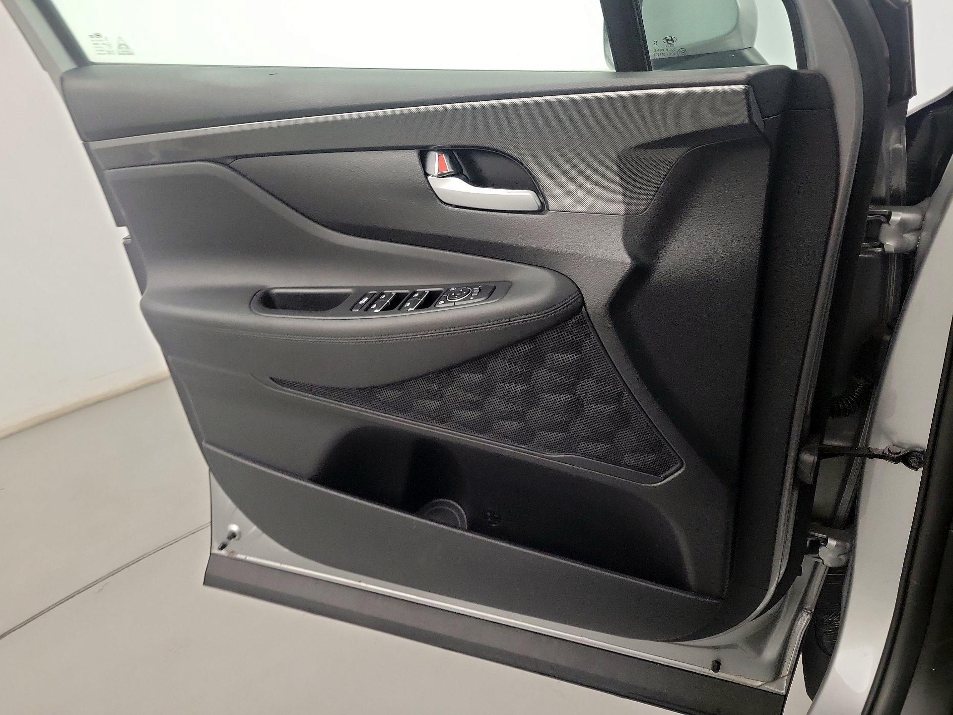 Thumbnail: 2023 Hyundai Santa Fe - 12