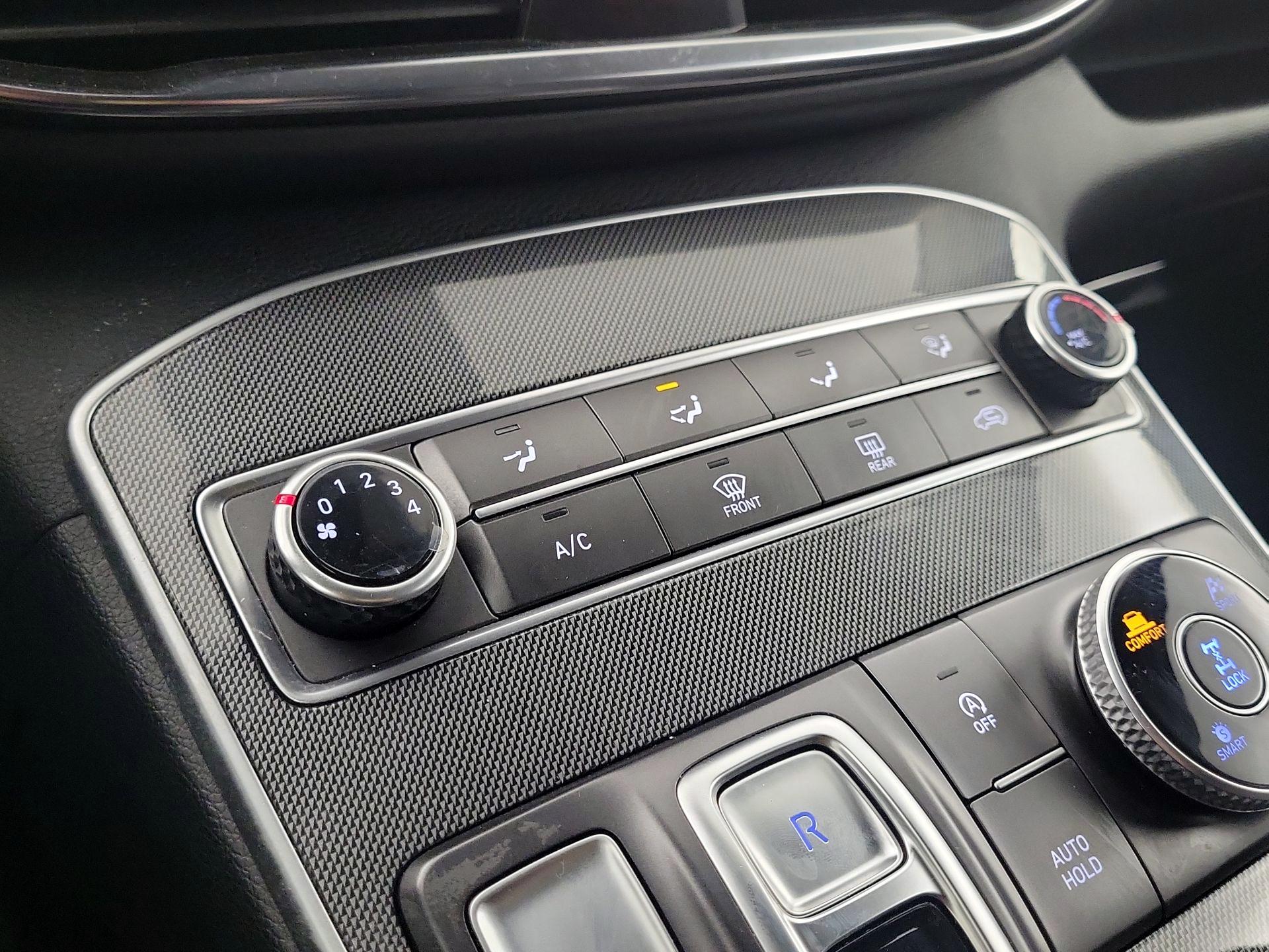 Thumbnail: 2023 Hyundai Santa Fe - 16