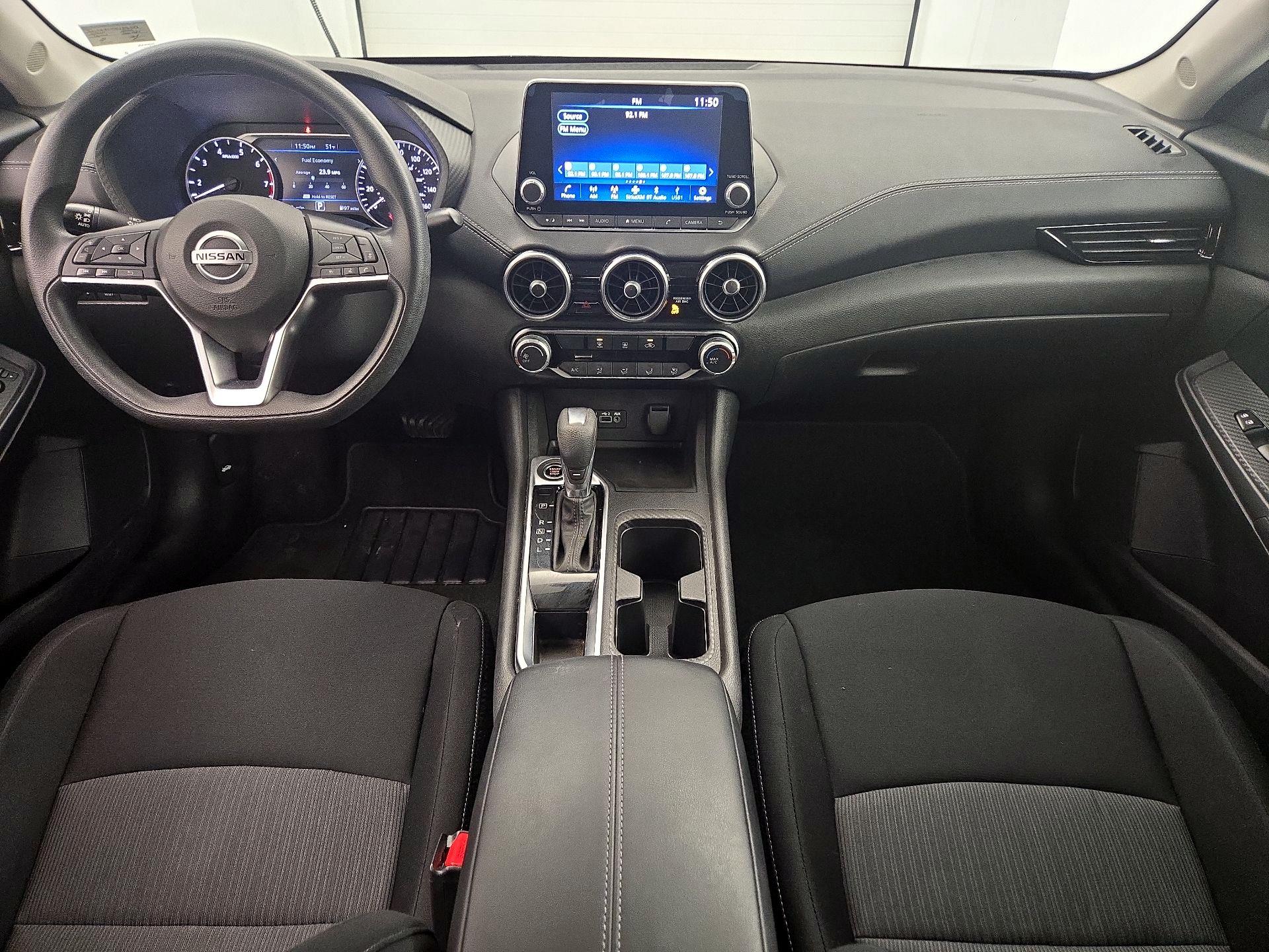 Thumbnail: 2023 Nissan Sentra - 9